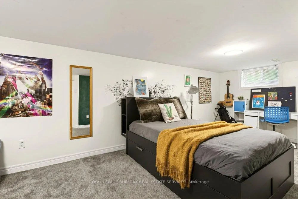 Photo 35 of 969 Sanford Drive, Burlington, LaSalle — HOMEH