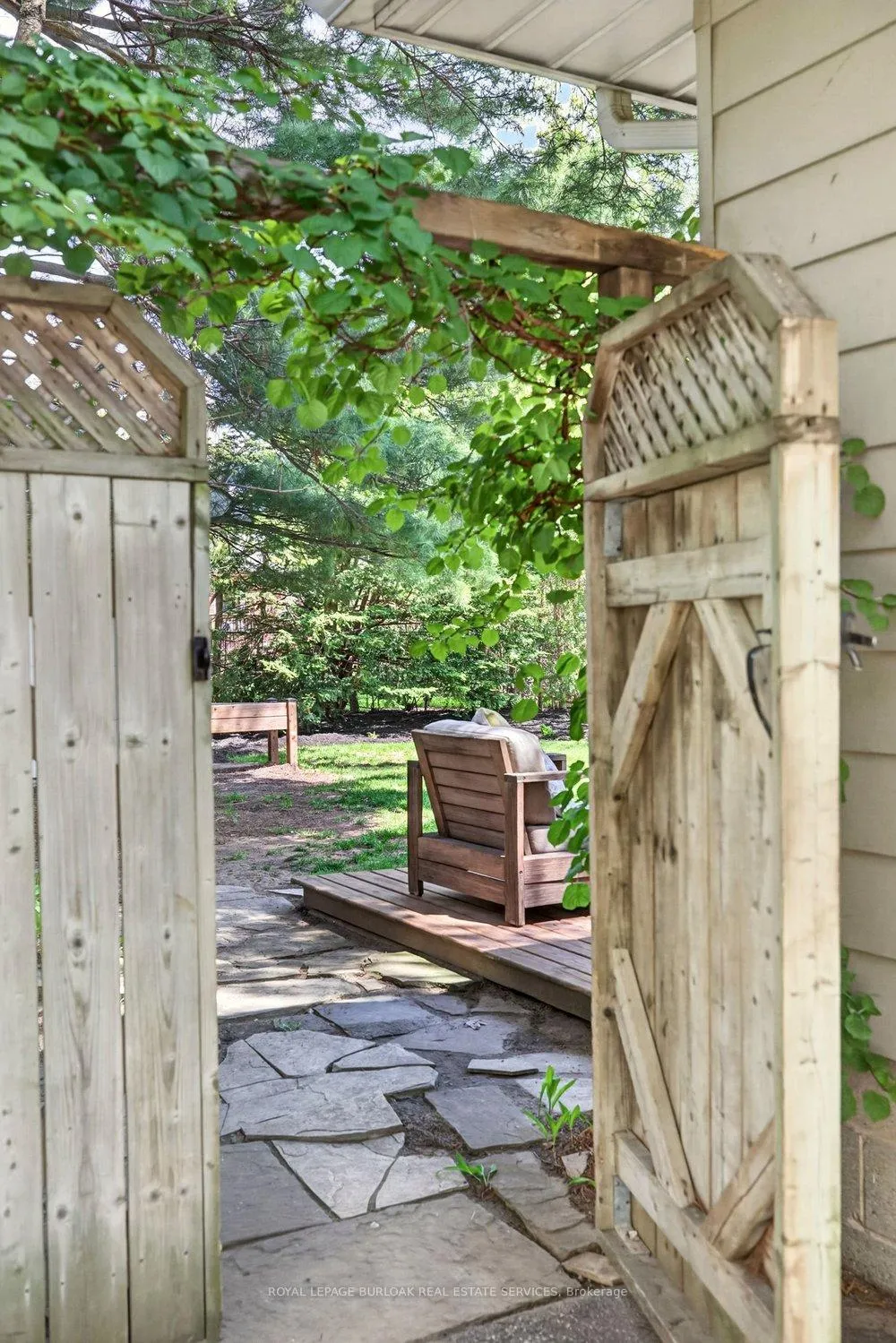Photo 36 of 969 Sanford Drive, Burlington, LaSalle — HOMEH