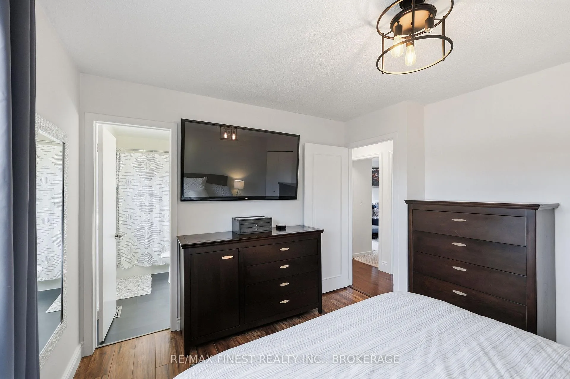 Photo 21 of 168 Inverness Crescent, Kingston, West of Sir John A. Blvd — HOMEH