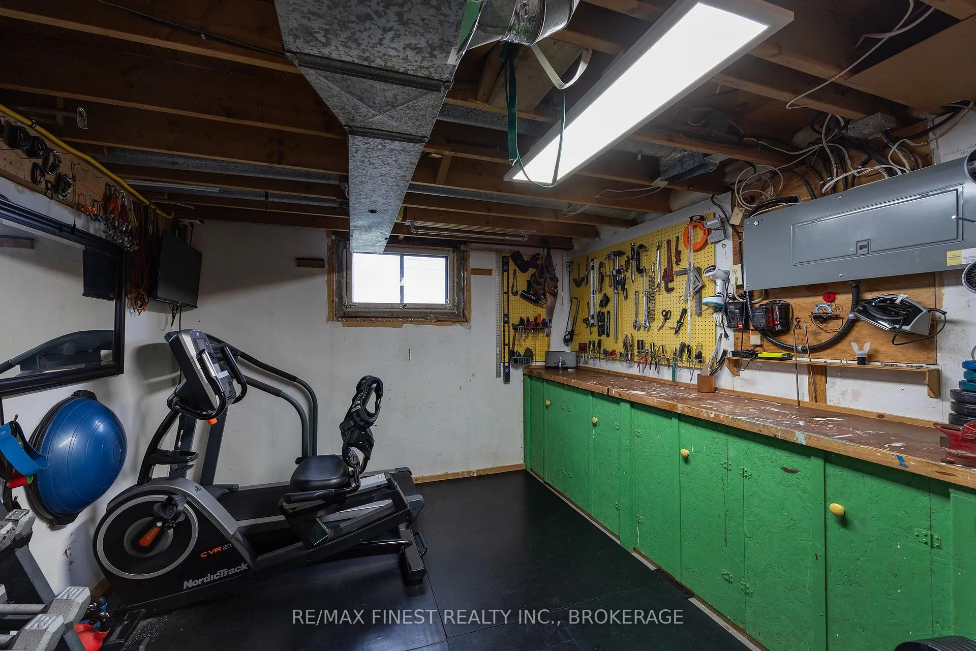 Photo 30 of 168 Inverness Crescent, Kingston, West of Sir John A. Blvd — HOMEH