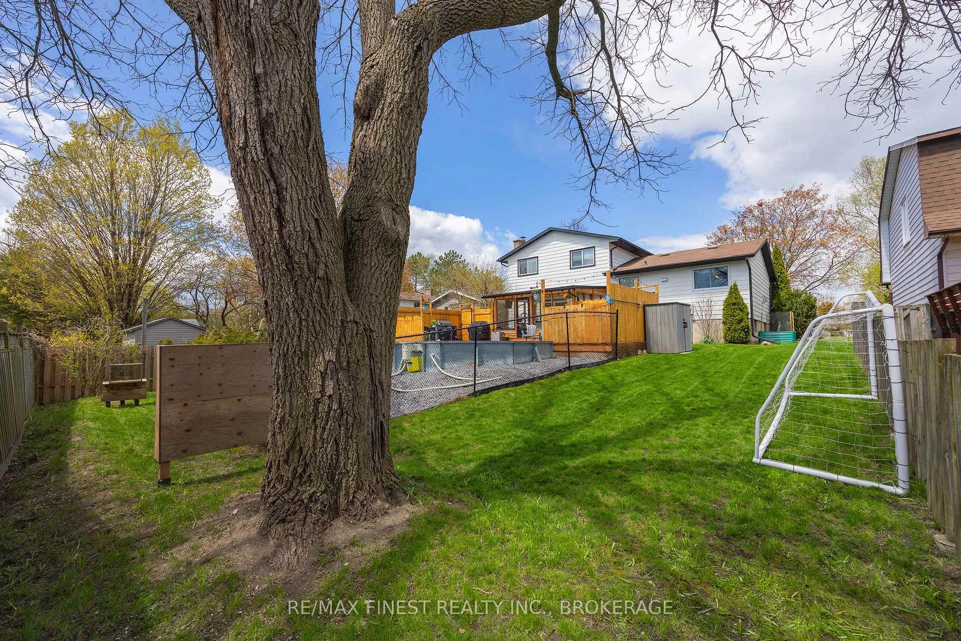 Photo 42 of 168 Inverness Crescent, Kingston, West of Sir John A. Blvd — HOMEH