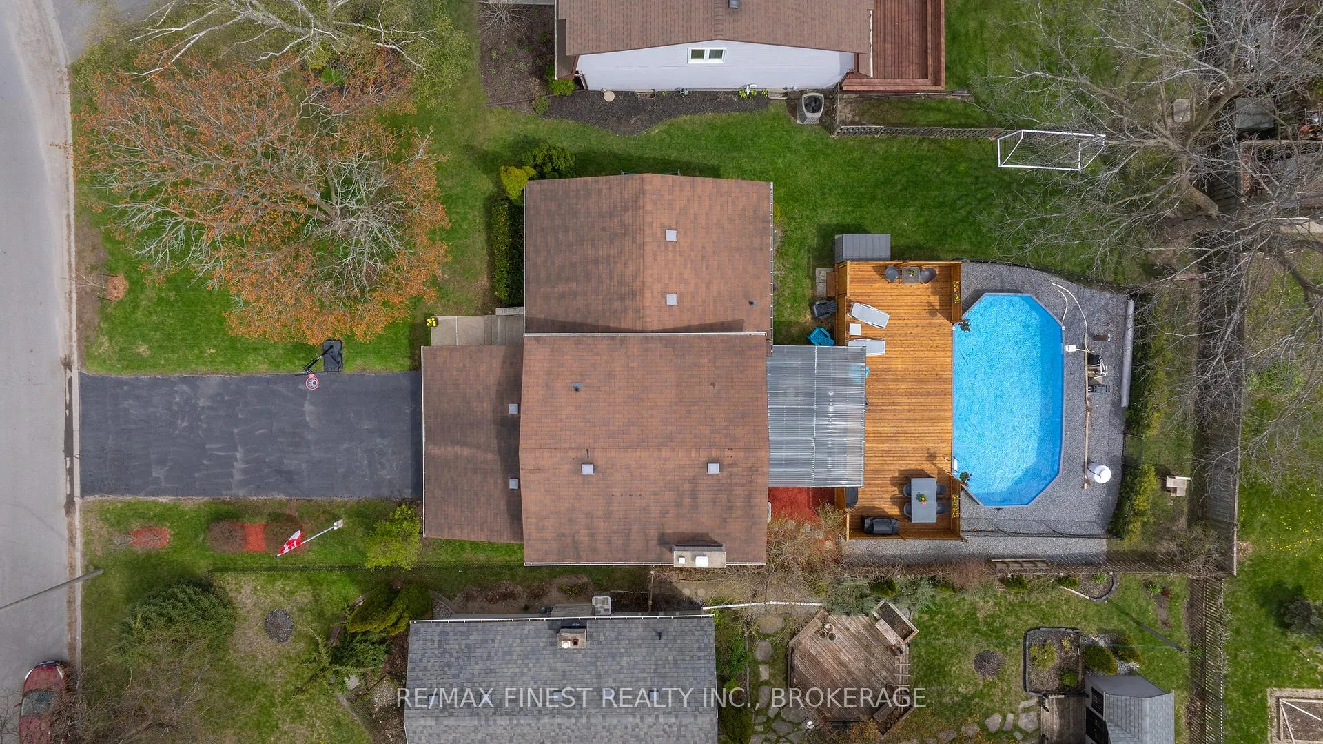 Photo 47 of 168 Inverness Crescent, Kingston, West of Sir John A. Blvd — HOMEH