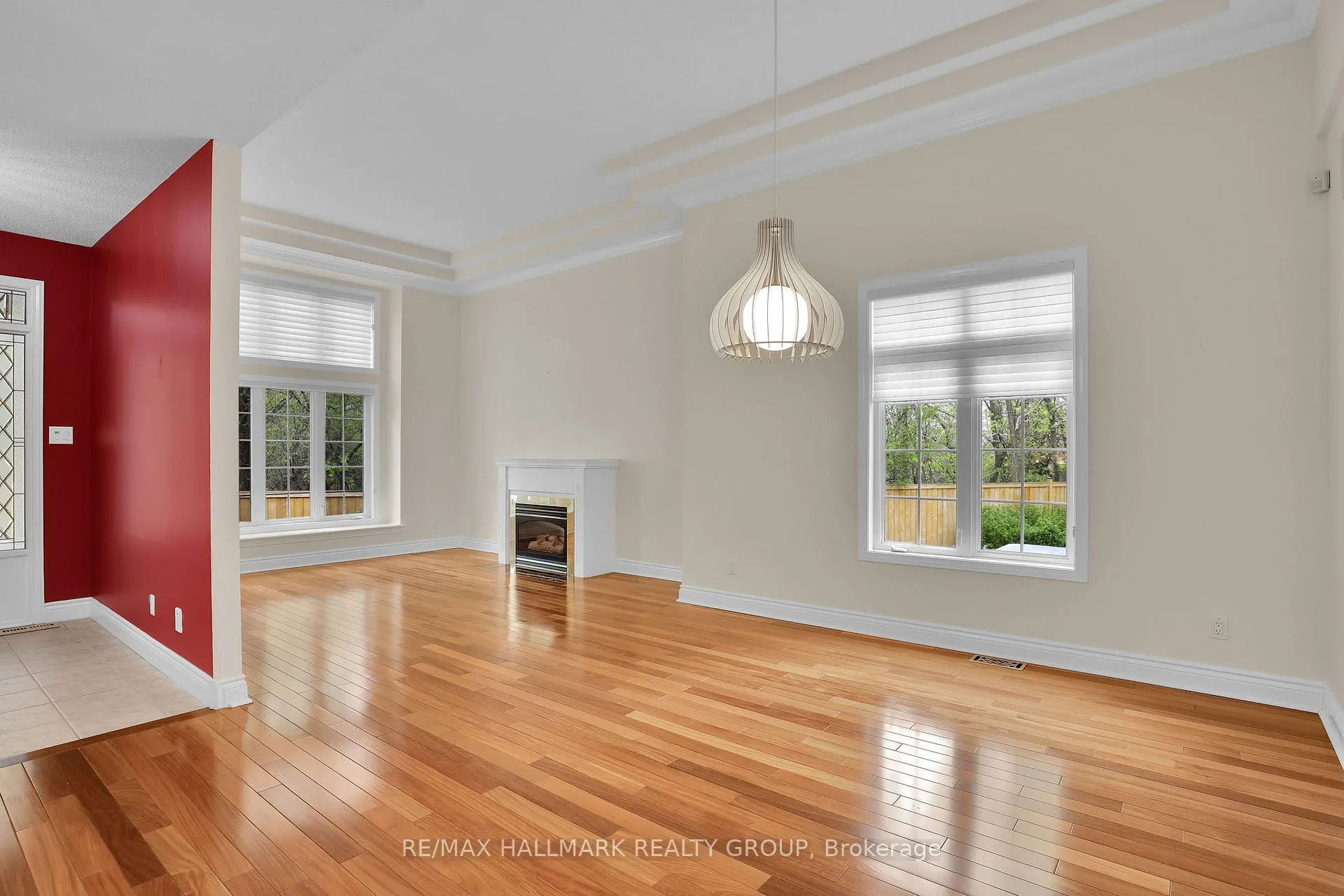 Photo 10 of 59 Paxton Lane, Ottawa, Blackburn Hamlet — HOMEH
