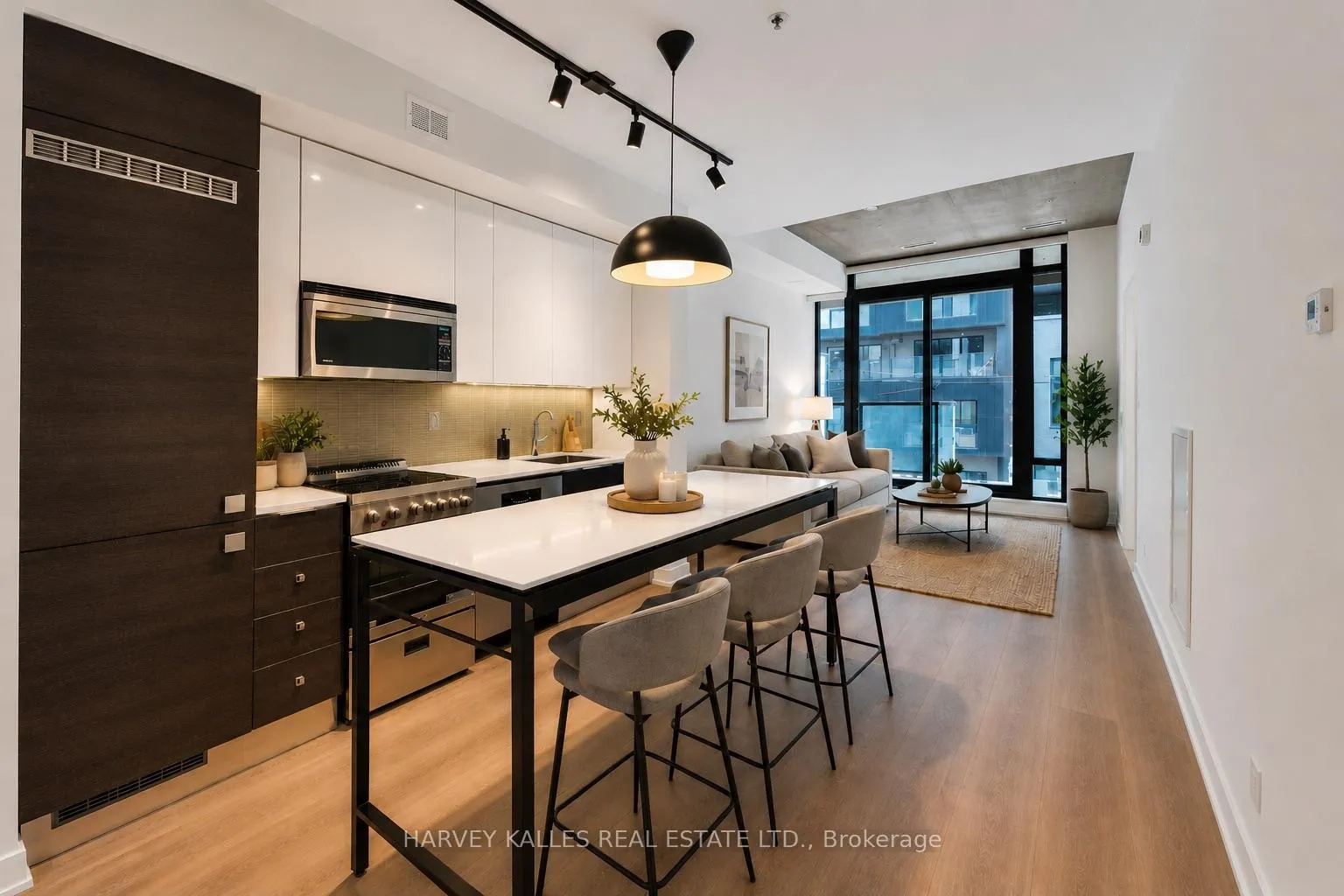 Front of Unit 222, 8 Dovercourt Road