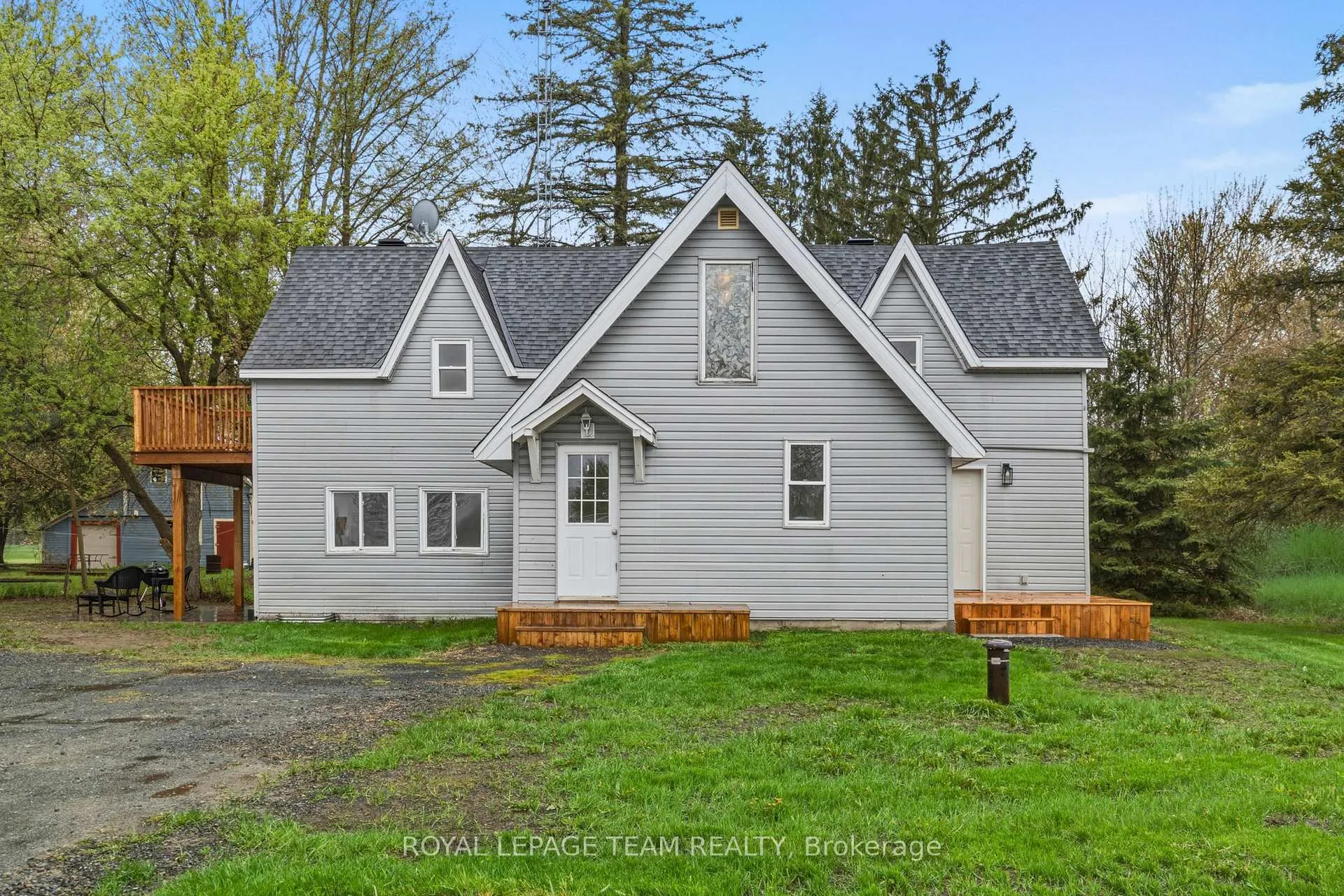Front of 4409 Carman Road
