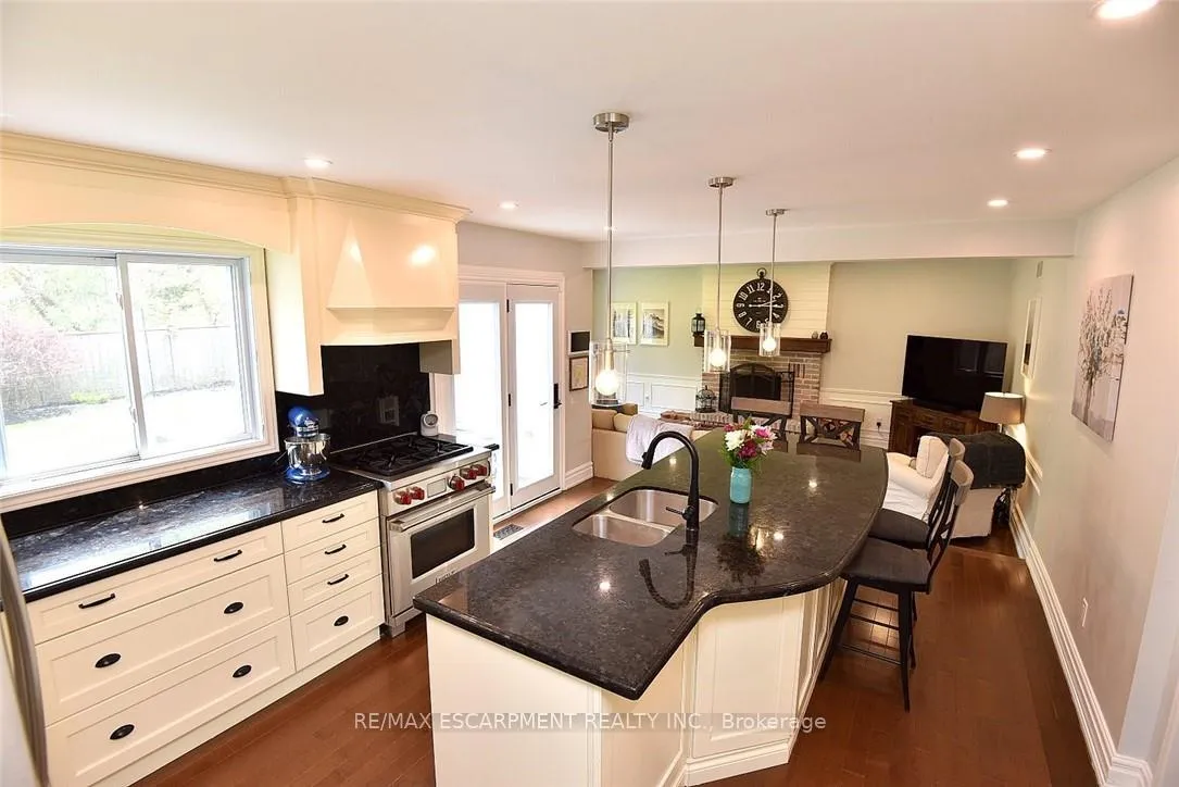Photo 15 of 34 Pimlico Drive, Hamilton, Dundas — HOMEH