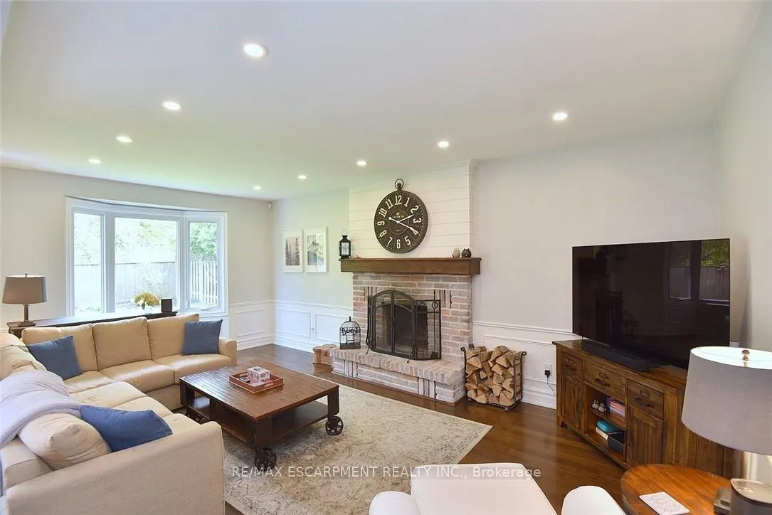 Photo 20 of 34 Pimlico Drive, Hamilton, Dundas — HOMEH