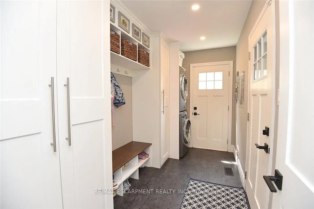Photo 21 of 34 Pimlico Drive, Hamilton, Dundas — HOMEH