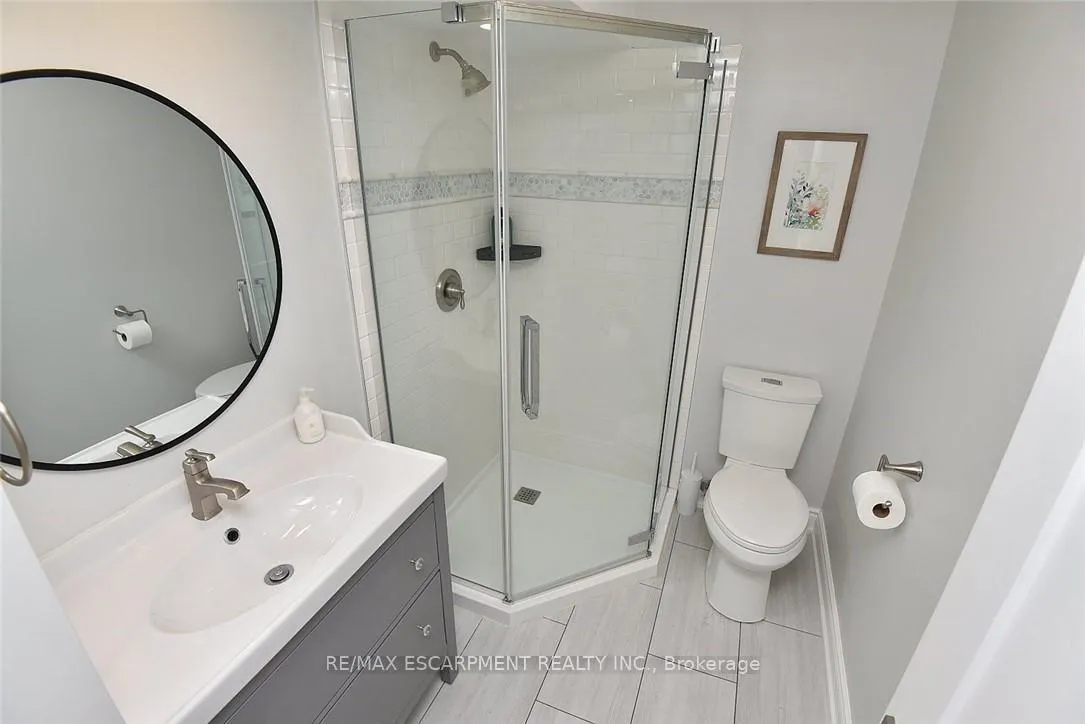 Photo 38 of 34 Pimlico Drive, Hamilton, Dundas — HOMEH