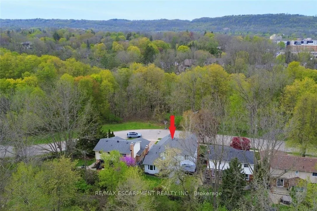 Photo 49 of 34 Pimlico Drive, Hamilton, Dundas — HOMEH