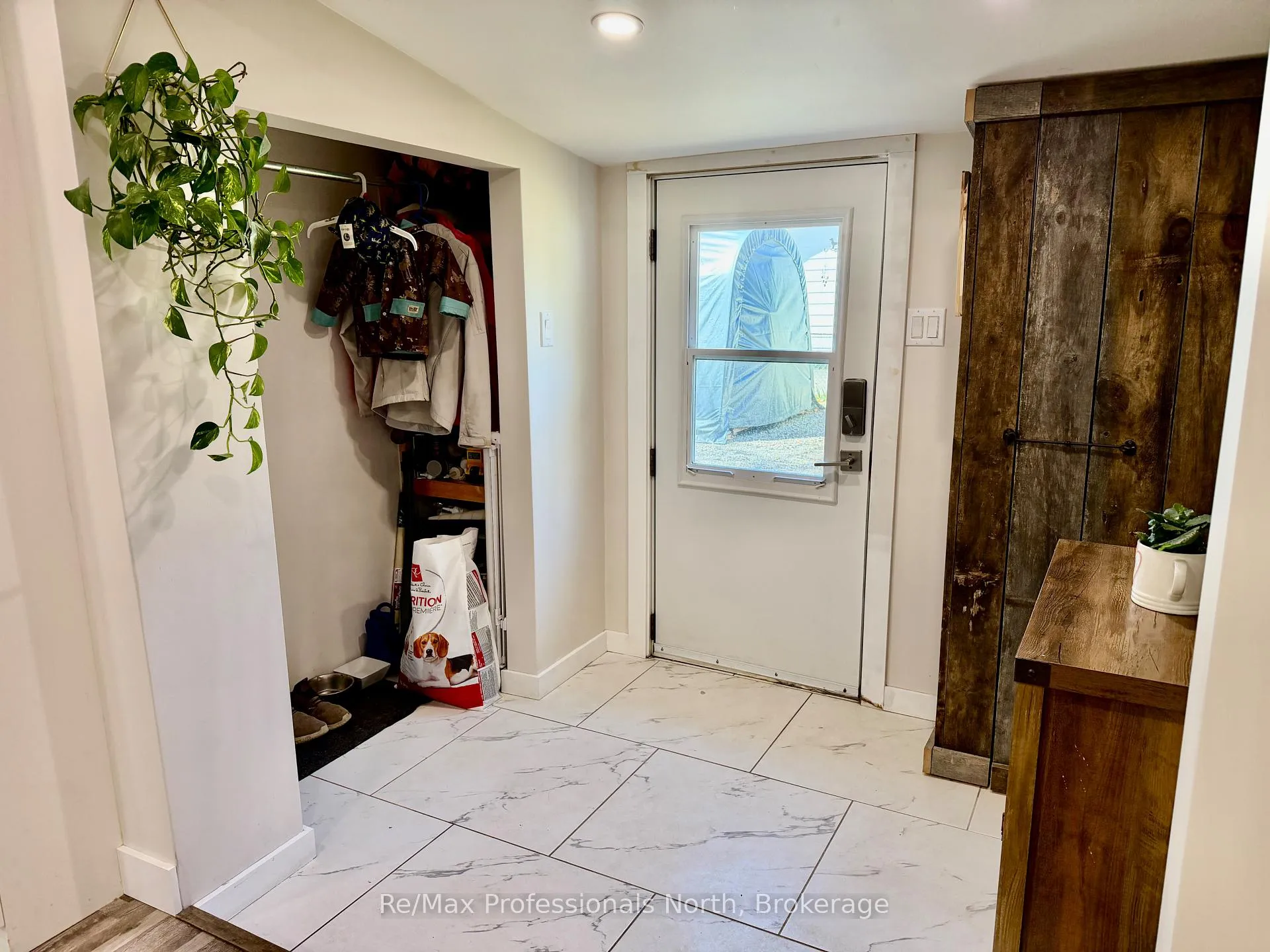Photo 4 of 550 Pinedale Road, Gravenhurst, Muskoka (S) — HOMEH