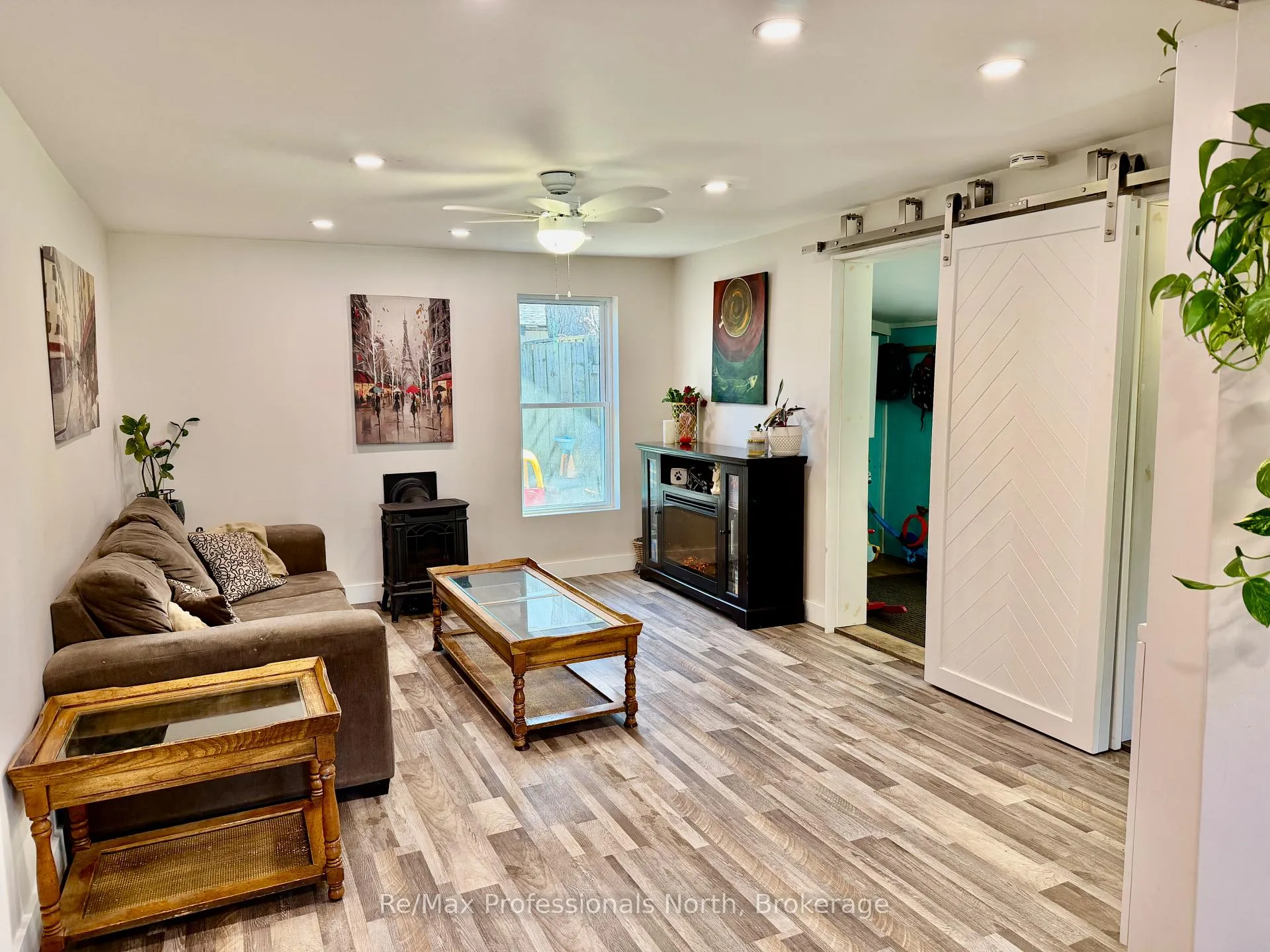Photo 7 of 550 Pinedale Road, Gravenhurst, Muskoka (S) — HOMEH