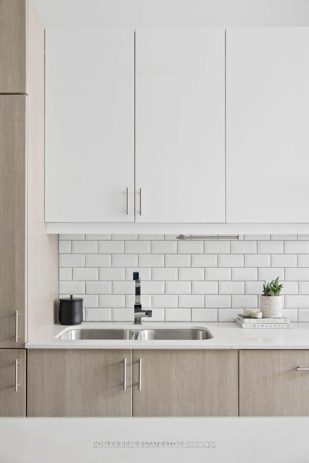 Photo 9 of Unit 151, 38 Howard Park Avenue, Toronto, Roncesvalles — HOMEH