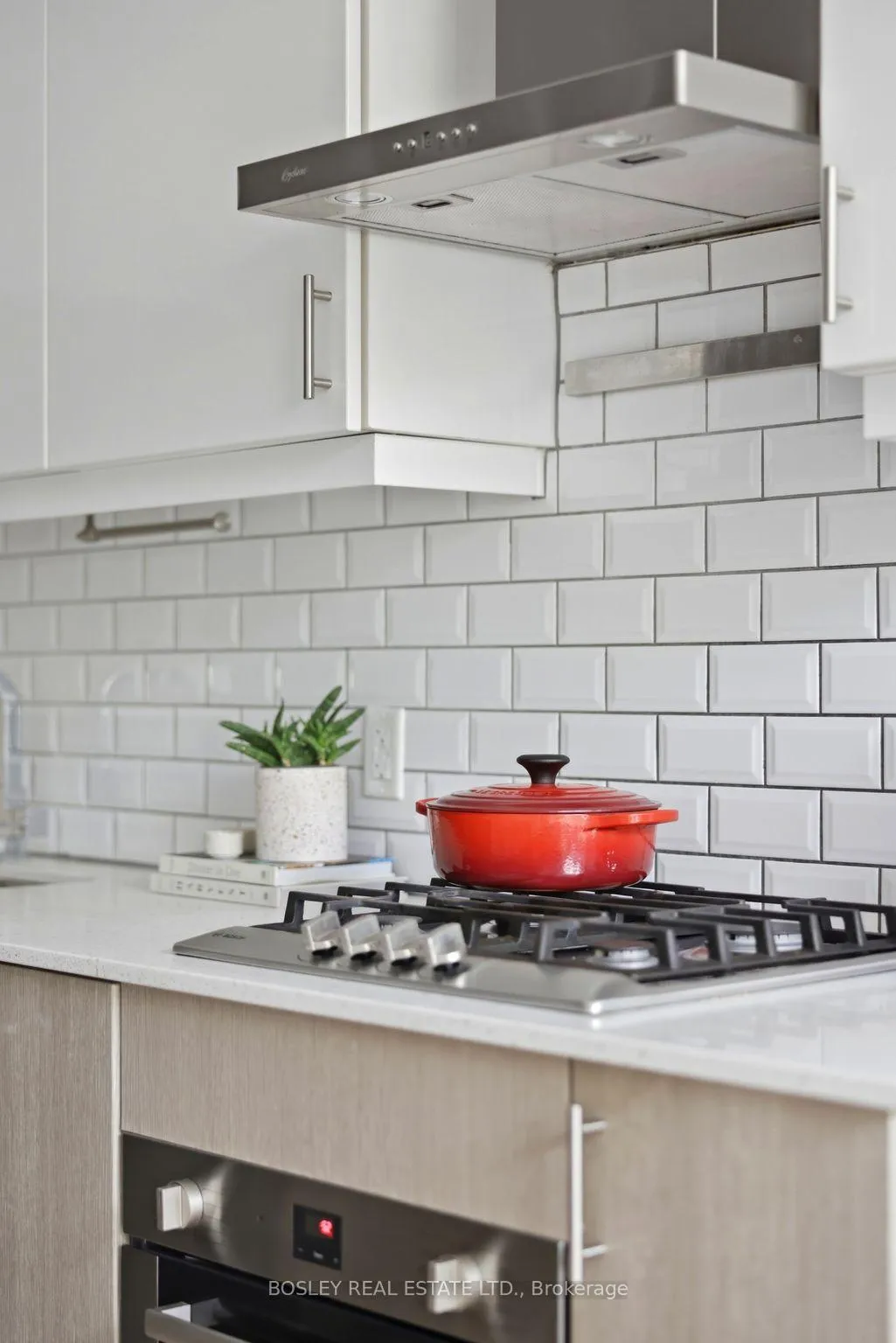 Photo 10 of Unit 151, 38 Howard Park Avenue, Toronto, Roncesvalles — HOMEH