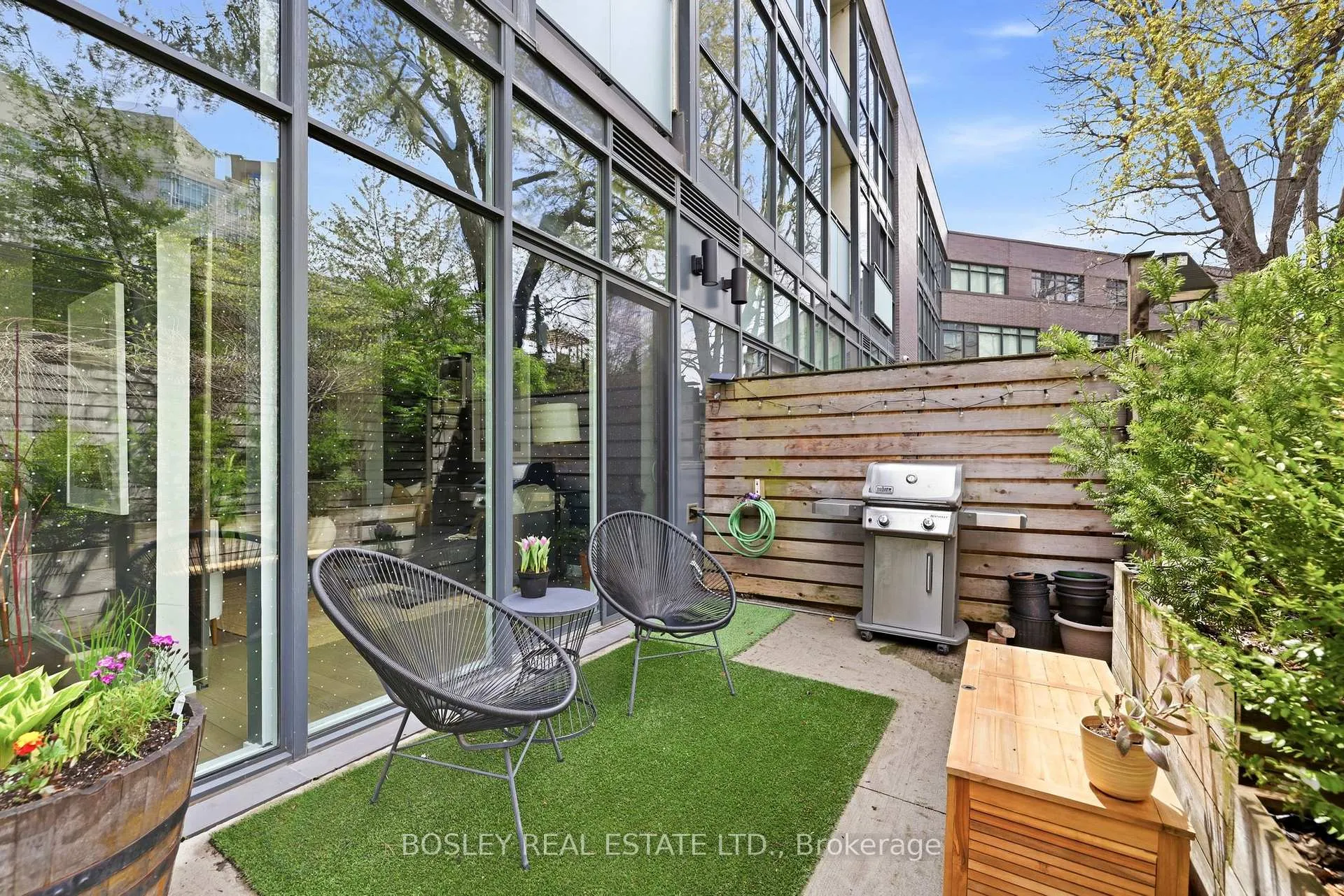 Photo 1 of Unit 151, 38 Howard Park Avenue, Toronto, Roncesvalles — HOMEH