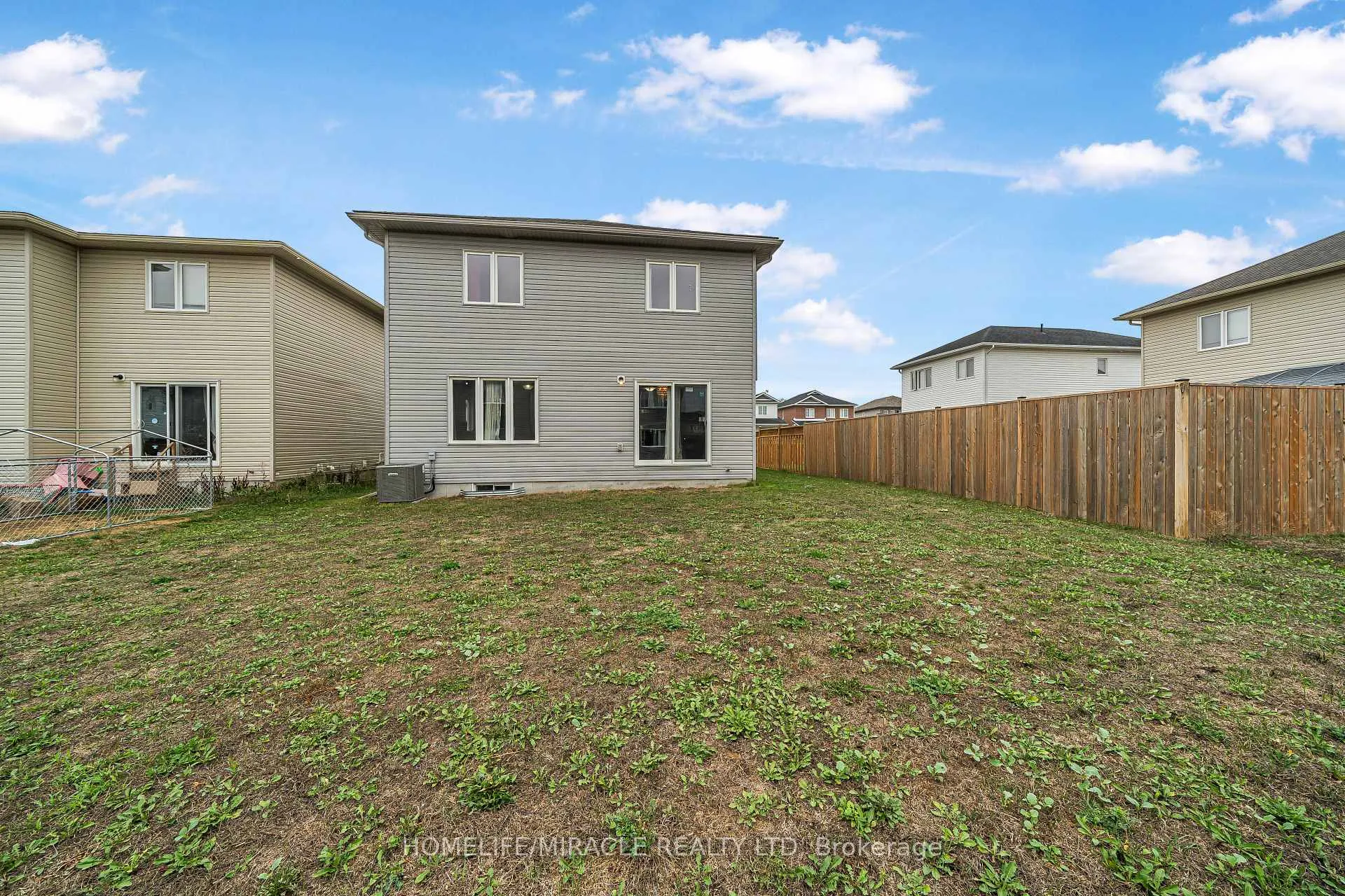 Photo 38 of 63 Brennan Crescent, Loyalist, Odessa — HOMEH