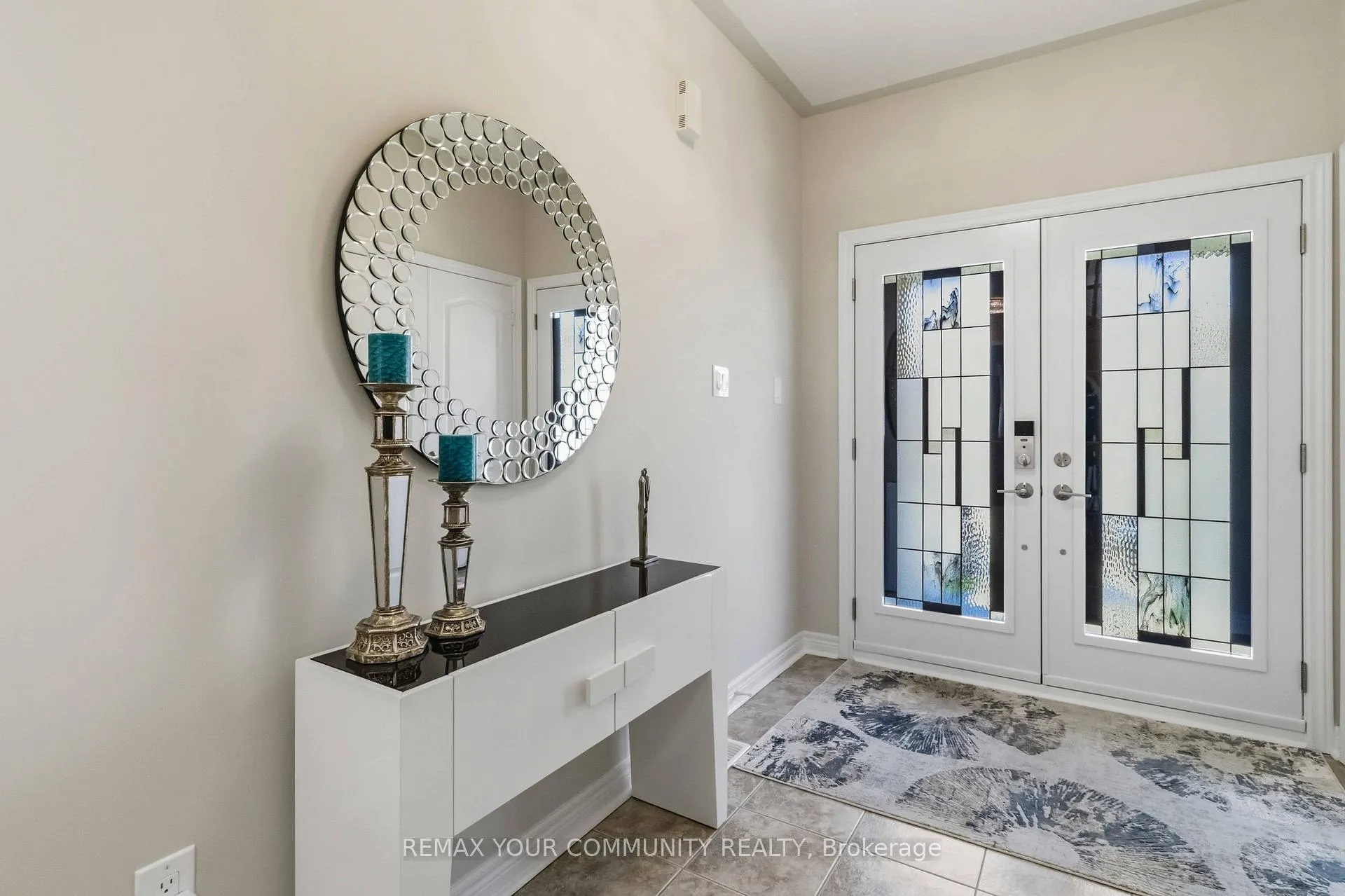 Photo 6 of 100 Andes Crescent, Vaughan, Vellore Village — HOMEH