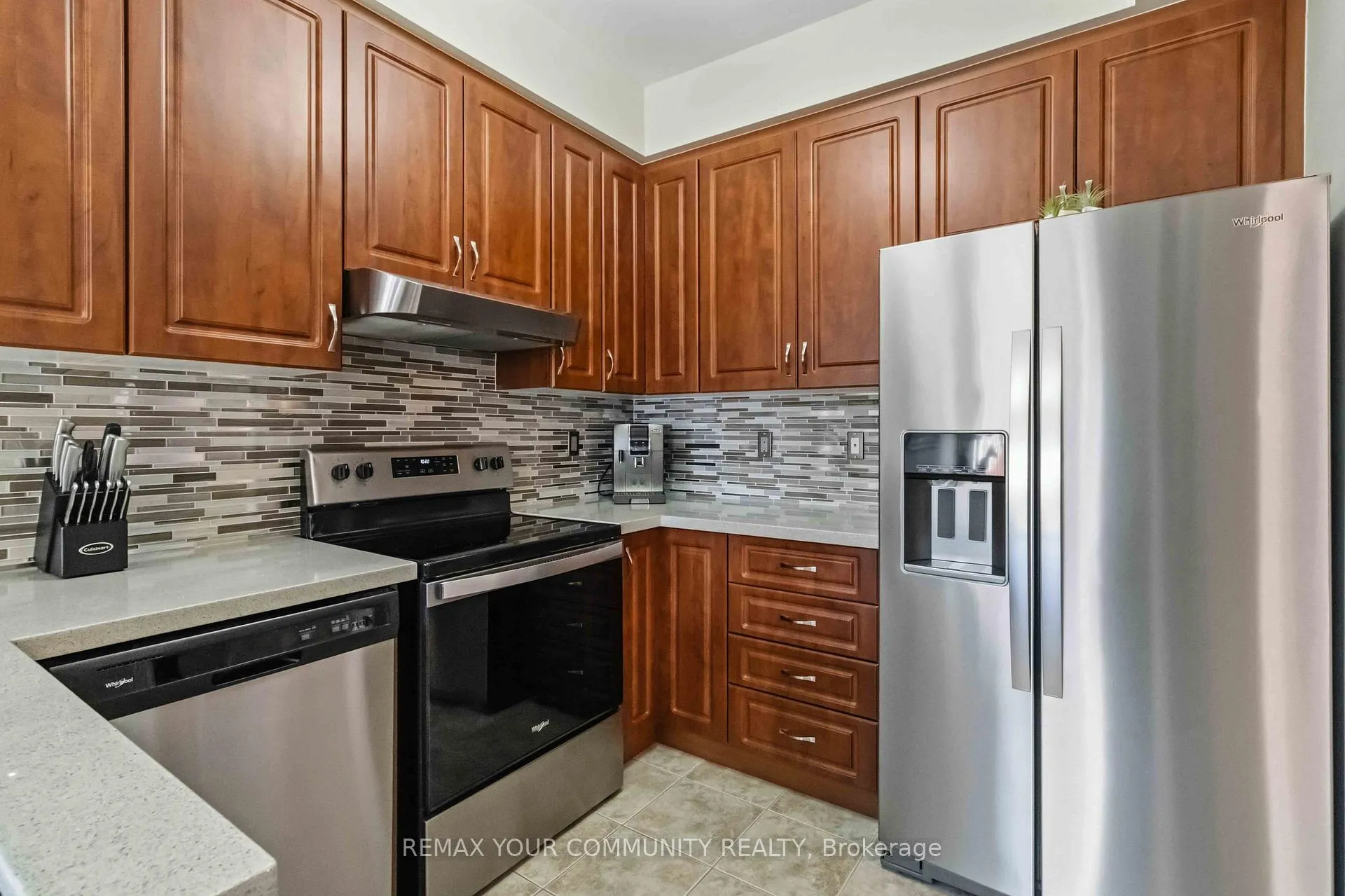 Photo 15 of 100 Andes Crescent, Vaughan, Vellore Village — HOMEH