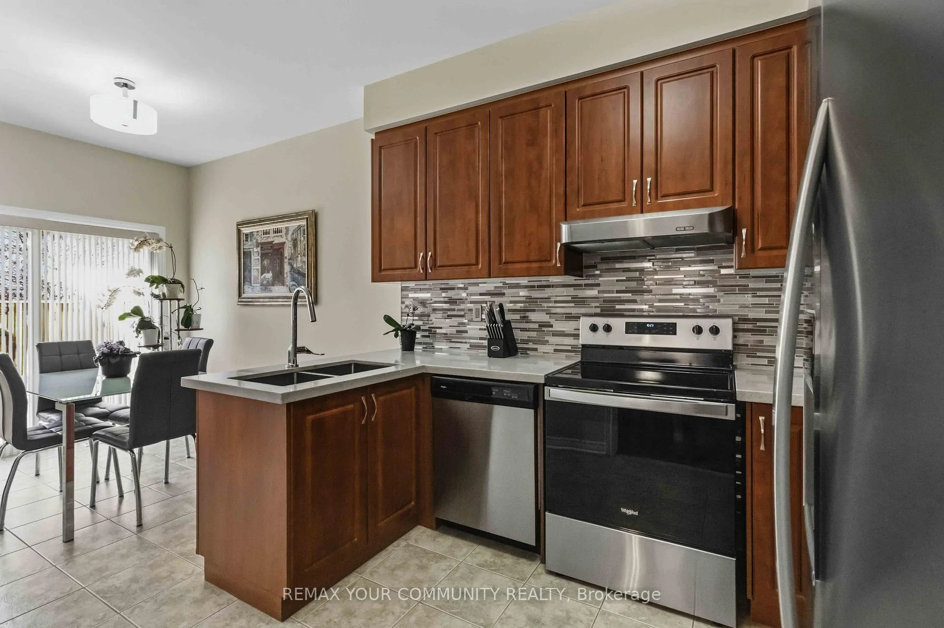 Photo 16 of 100 Andes Crescent, Vaughan, Vellore Village — HOMEH