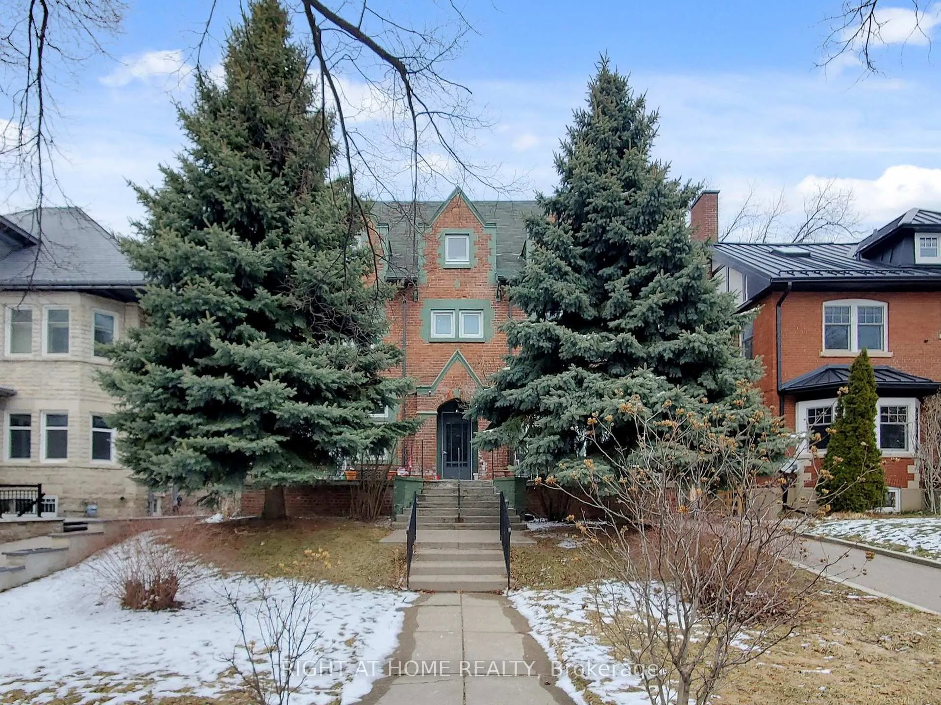 Front of 32 High Park Boulevard