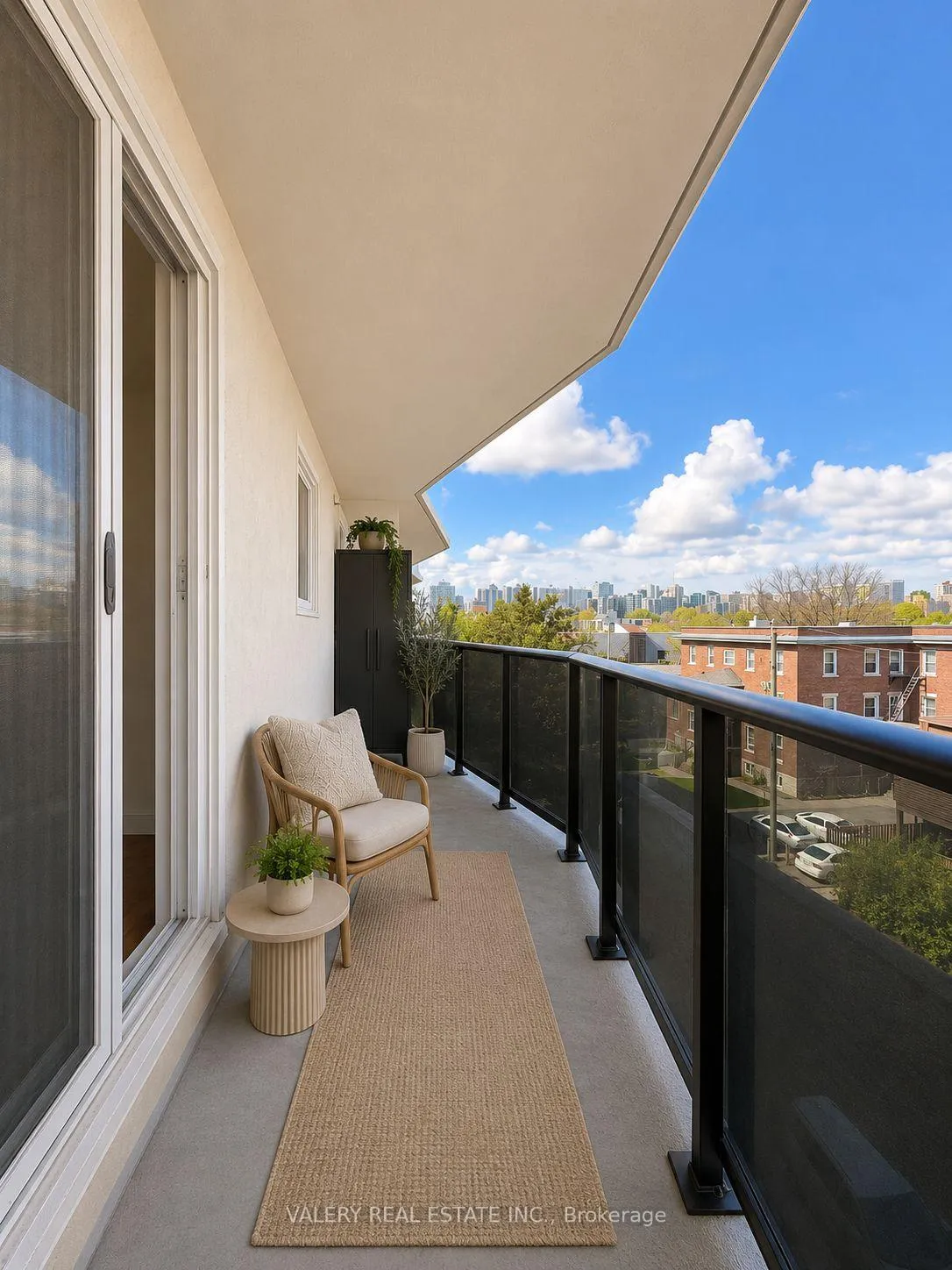 Photo 6 of Unit 435, 324 Cambridge Street, Ottawa, West Centre Town — HOMEH