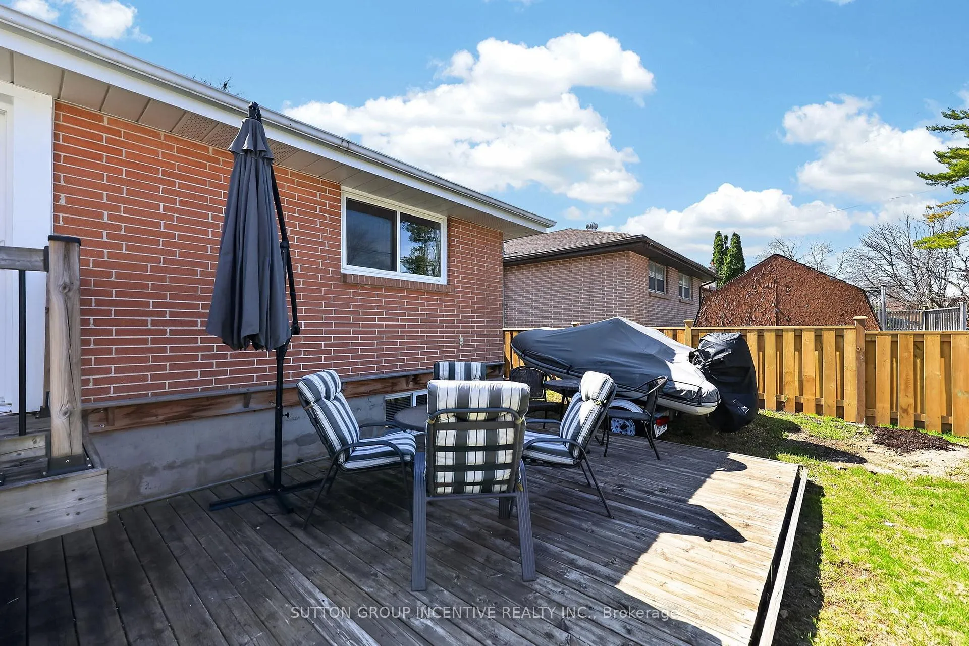 Photo 32 of 130 Grove Street E, Barrie, Wellington — HOMEH