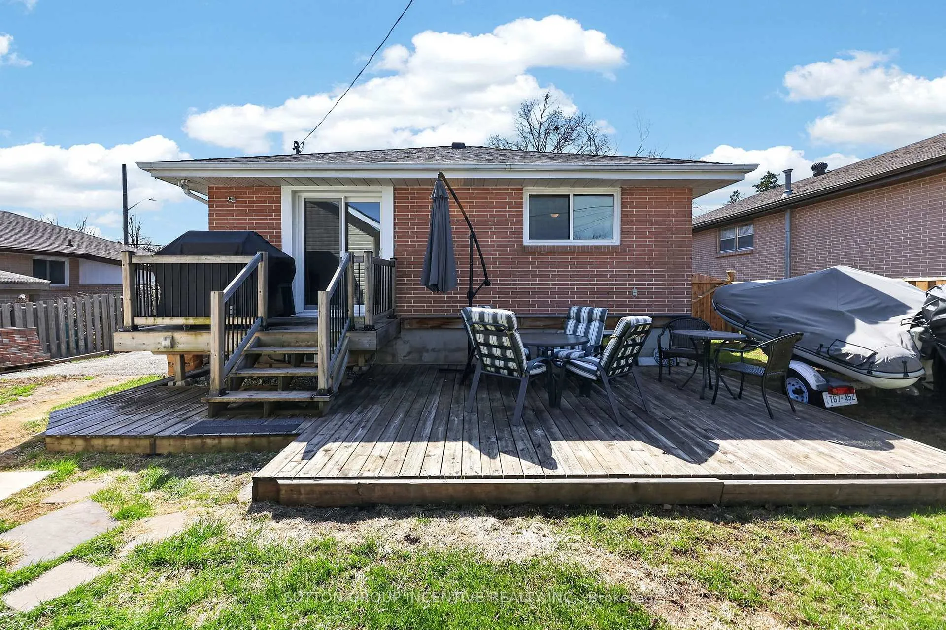 Photo 33 of 130 Grove Street E, Barrie, Wellington — HOMEH