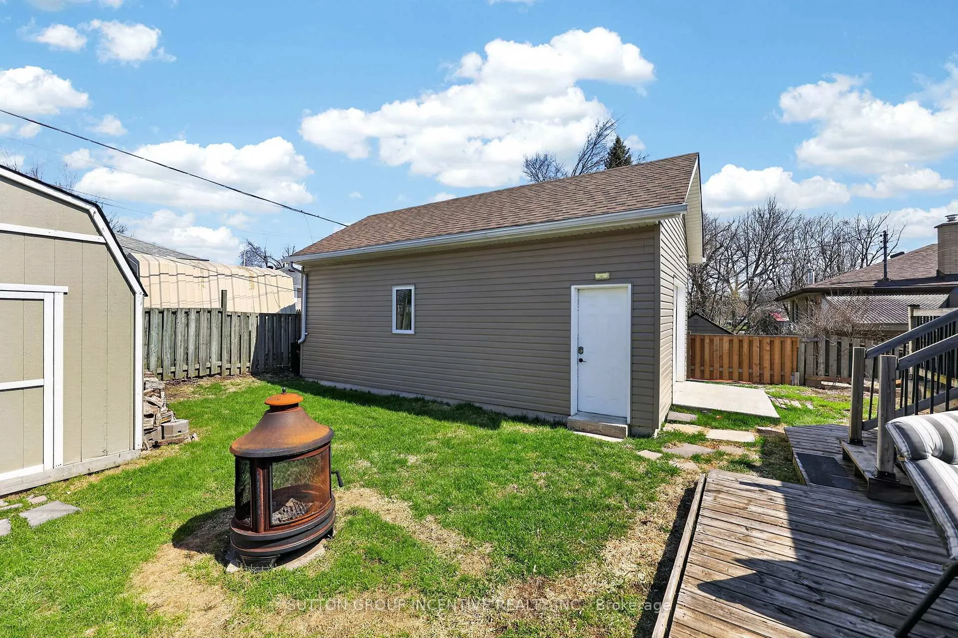 Photo 34 of 130 Grove Street E, Barrie, Wellington — HOMEH