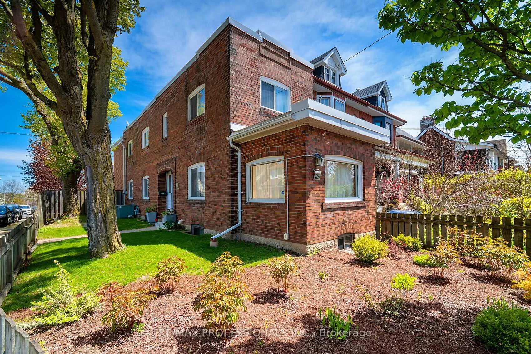 Photo 5 of 117 Boon Avenue, Toronto, Corso Italia-Davenport — HOMEH