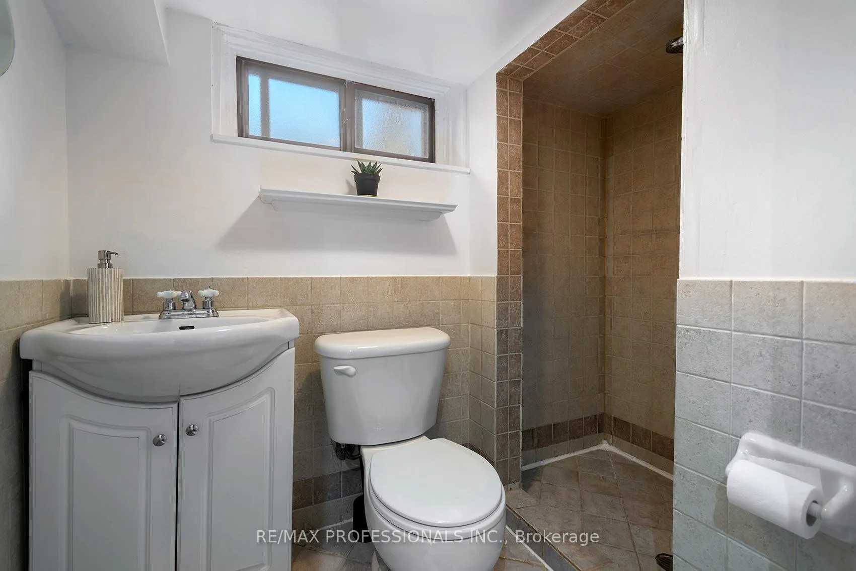 Photo 33 of 117 Boon Avenue, Toronto, Corso Italia-Davenport — HOMEH