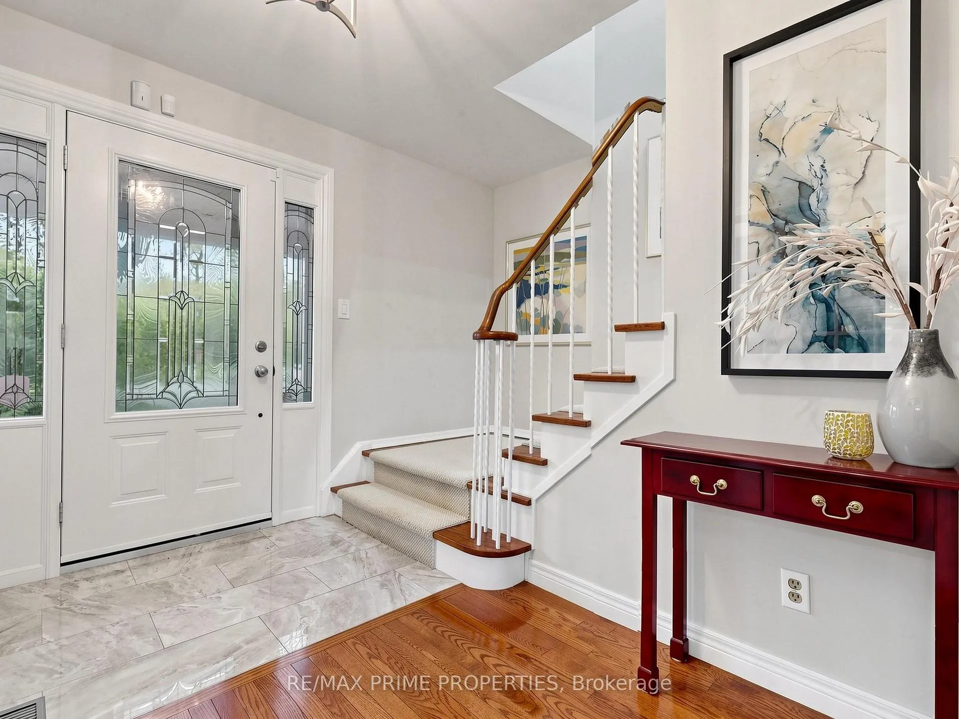 Photo 3 of 63 Walkerton Drive, Markham, Bullock — HOMEH