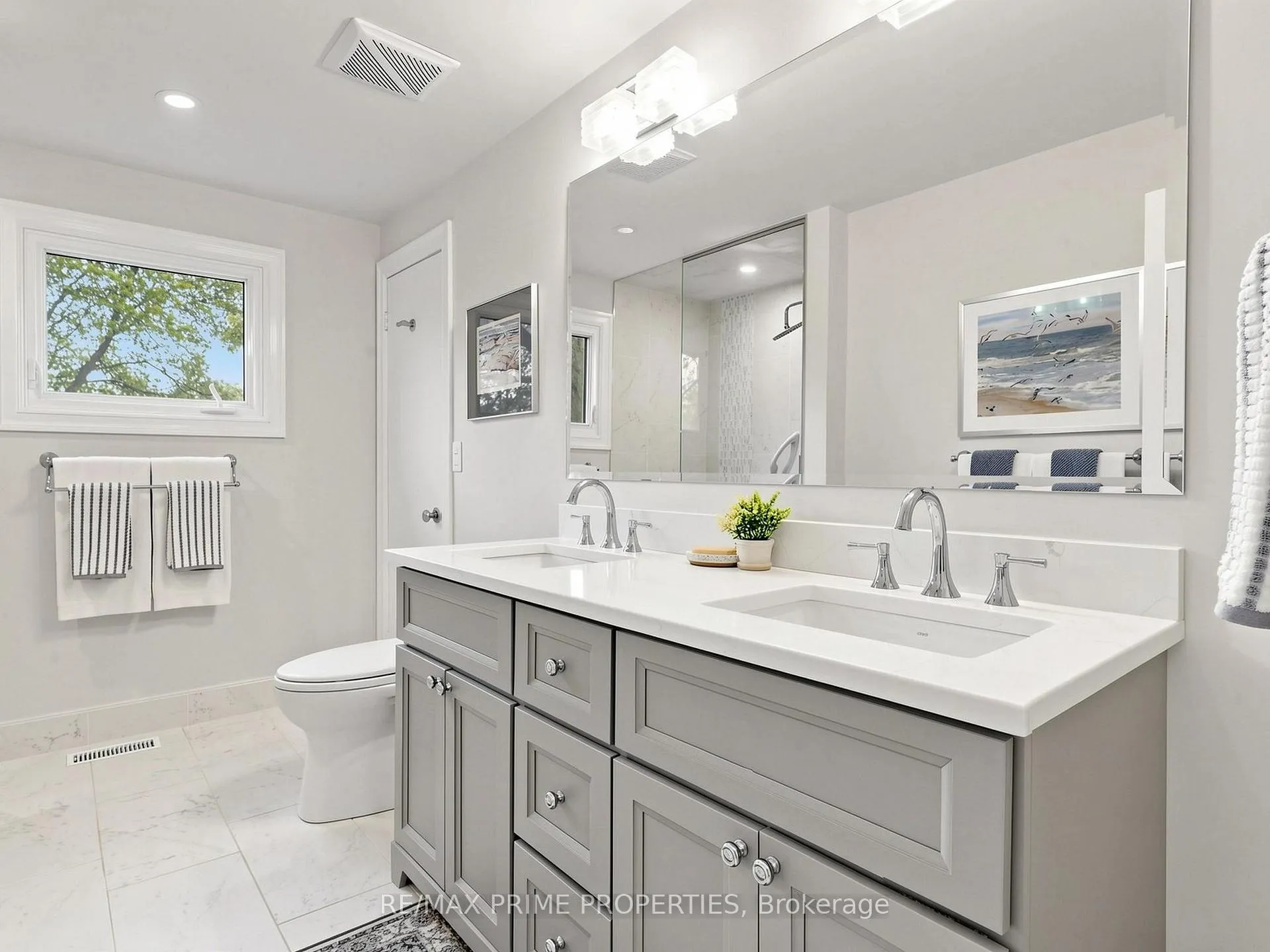 Photo 27 of 63 Walkerton Drive, Markham, Bullock — HOMEH