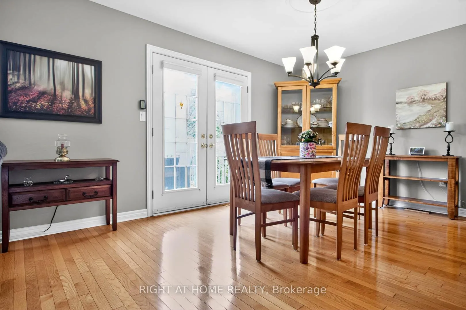 Photo 13 of 315 Centennial Forest Drive, Milton, Timberlea — HOMEH