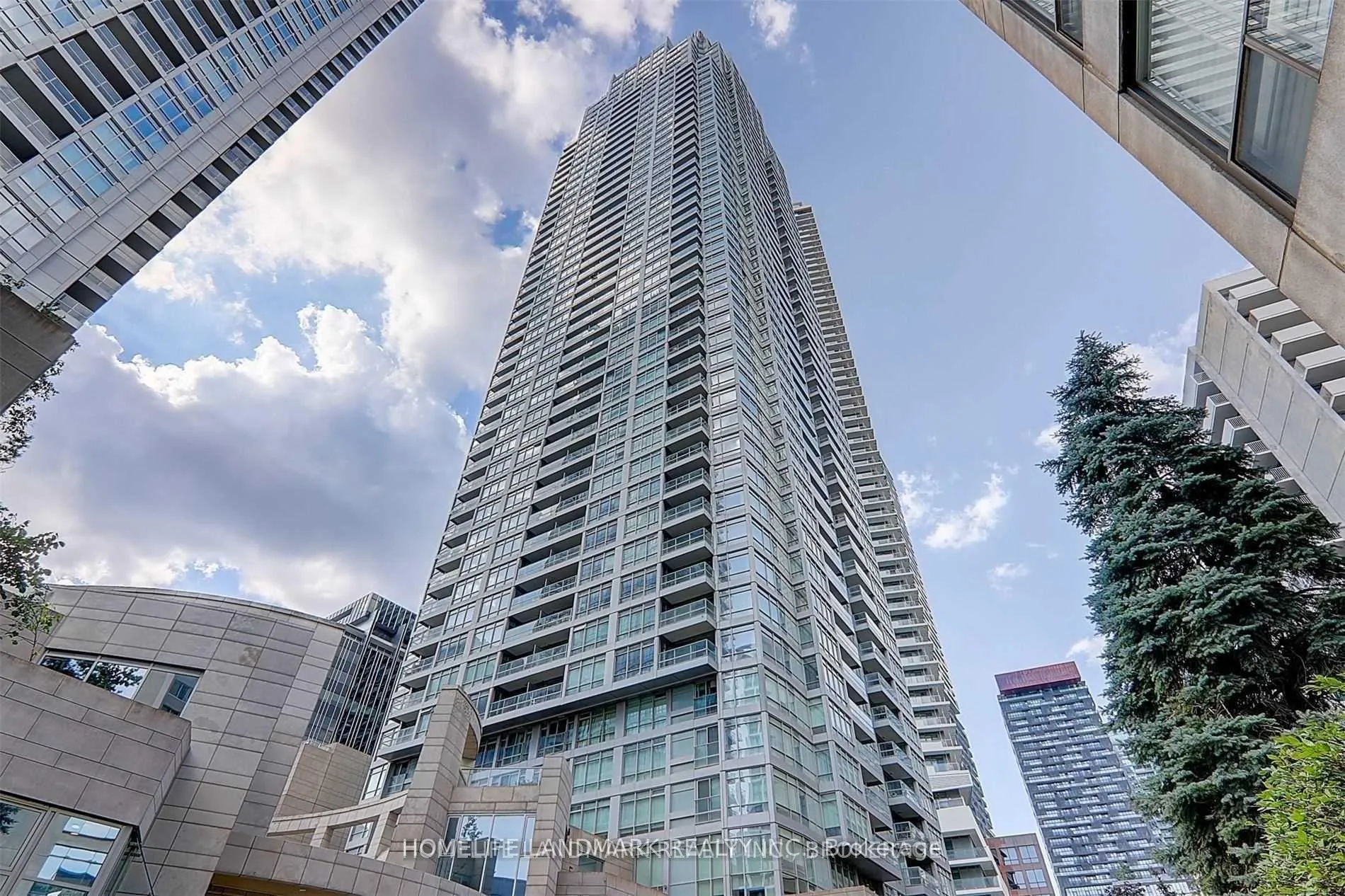 Photo 1 of Unit 4211, 2191 Yonge Street, Toronto, Mount Pleasant West — HOMEH