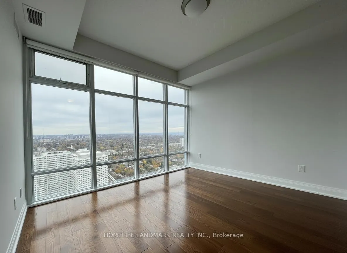 Photo 9 of Unit 4211, 2191 Yonge Street, Toronto, Mount Pleasant West — HOMEH