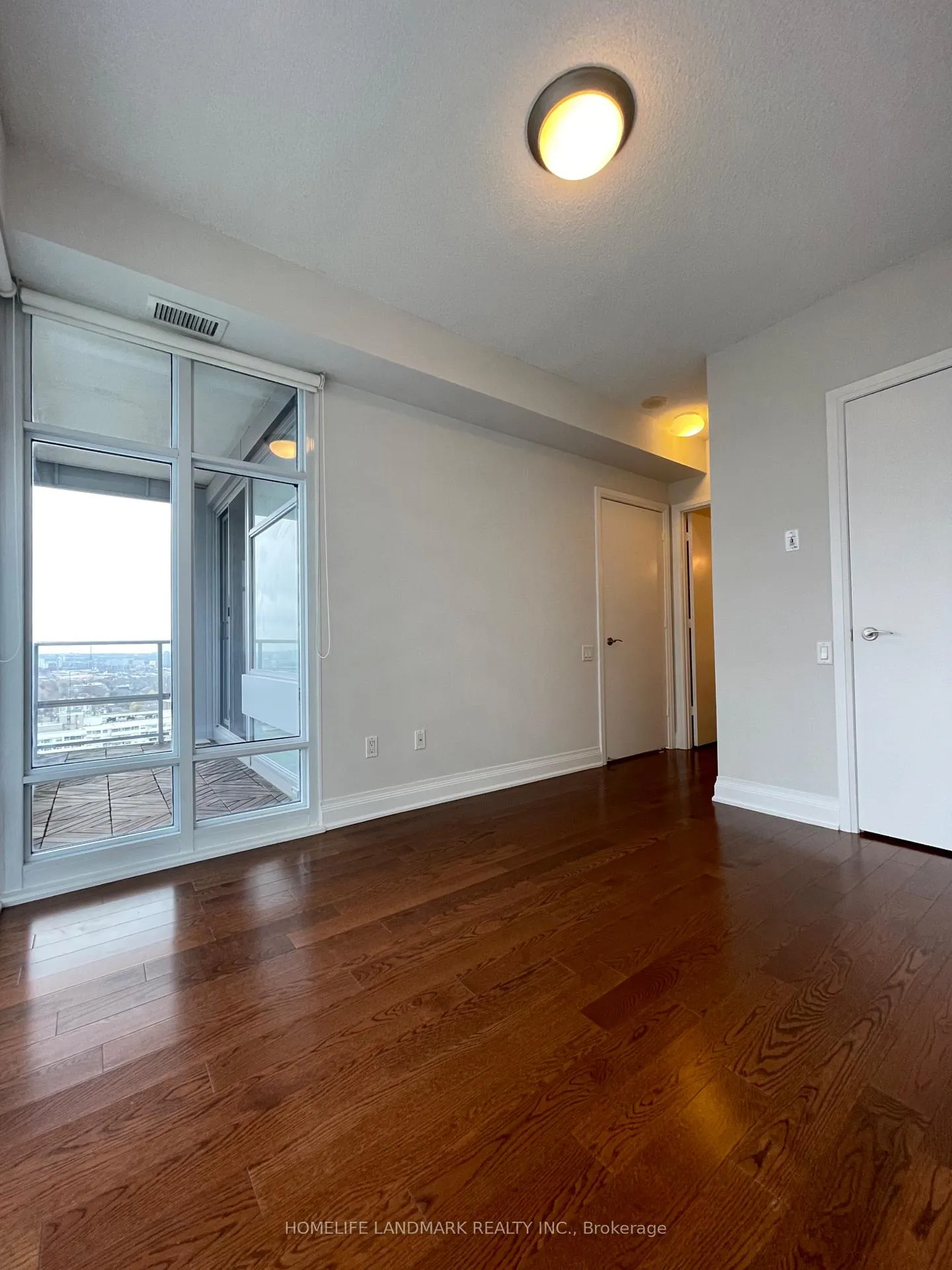 Photo 12 of Unit 4211, 2191 Yonge Street, Toronto, Mount Pleasant West — HOMEH