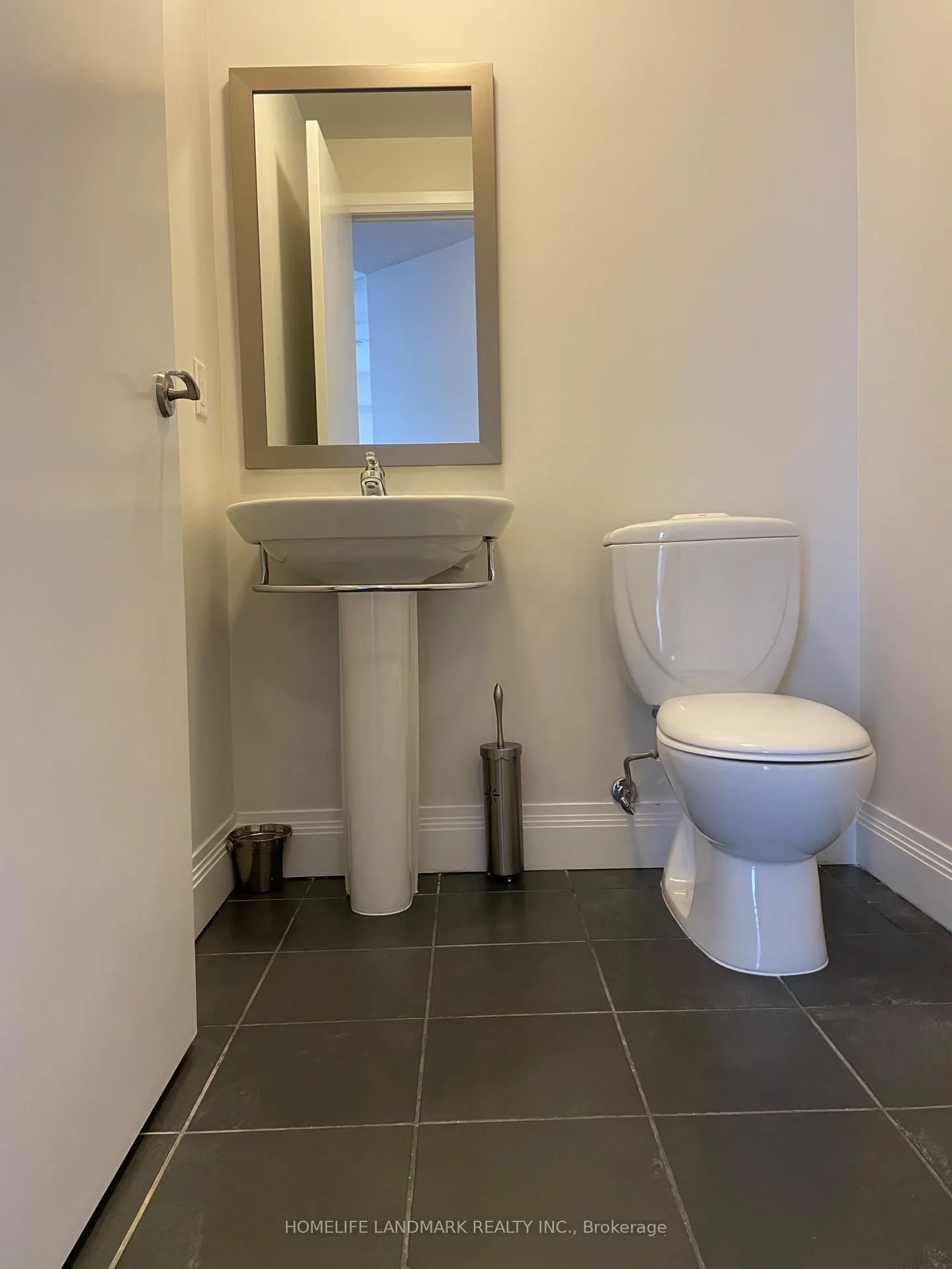 Photo 15 of Unit 4211, 2191 Yonge Street, Toronto, Mount Pleasant West — HOMEH