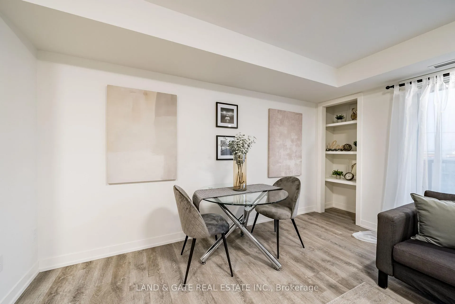 Photo 10 of Unit 509, 976 Simcoe Street N, Oshawa, Centennial — HOMEH