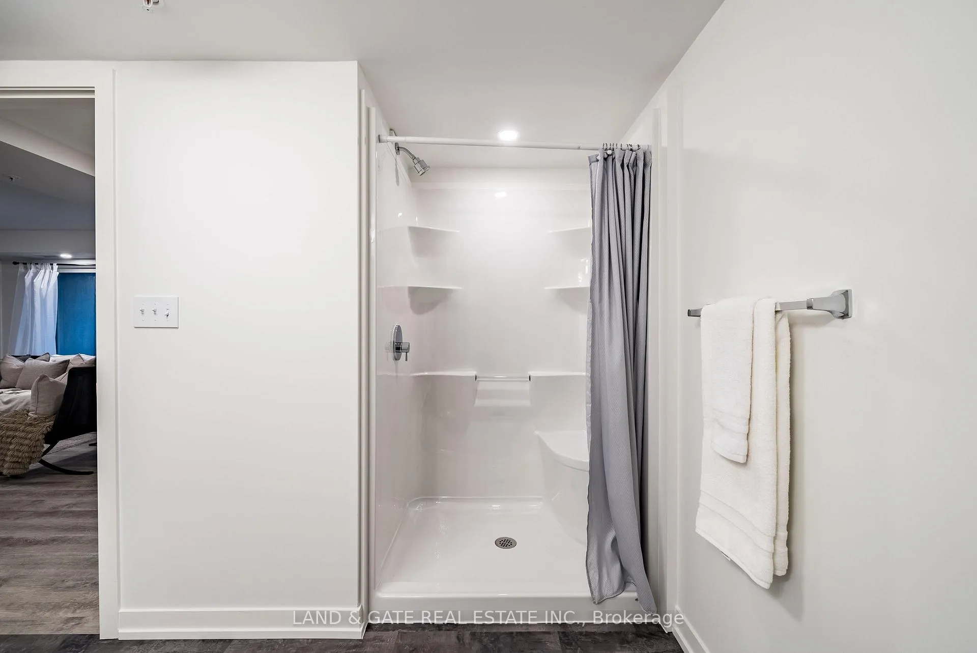 Photo 18 of Unit 509, 976 Simcoe Street N, Oshawa, Centennial — HOMEH