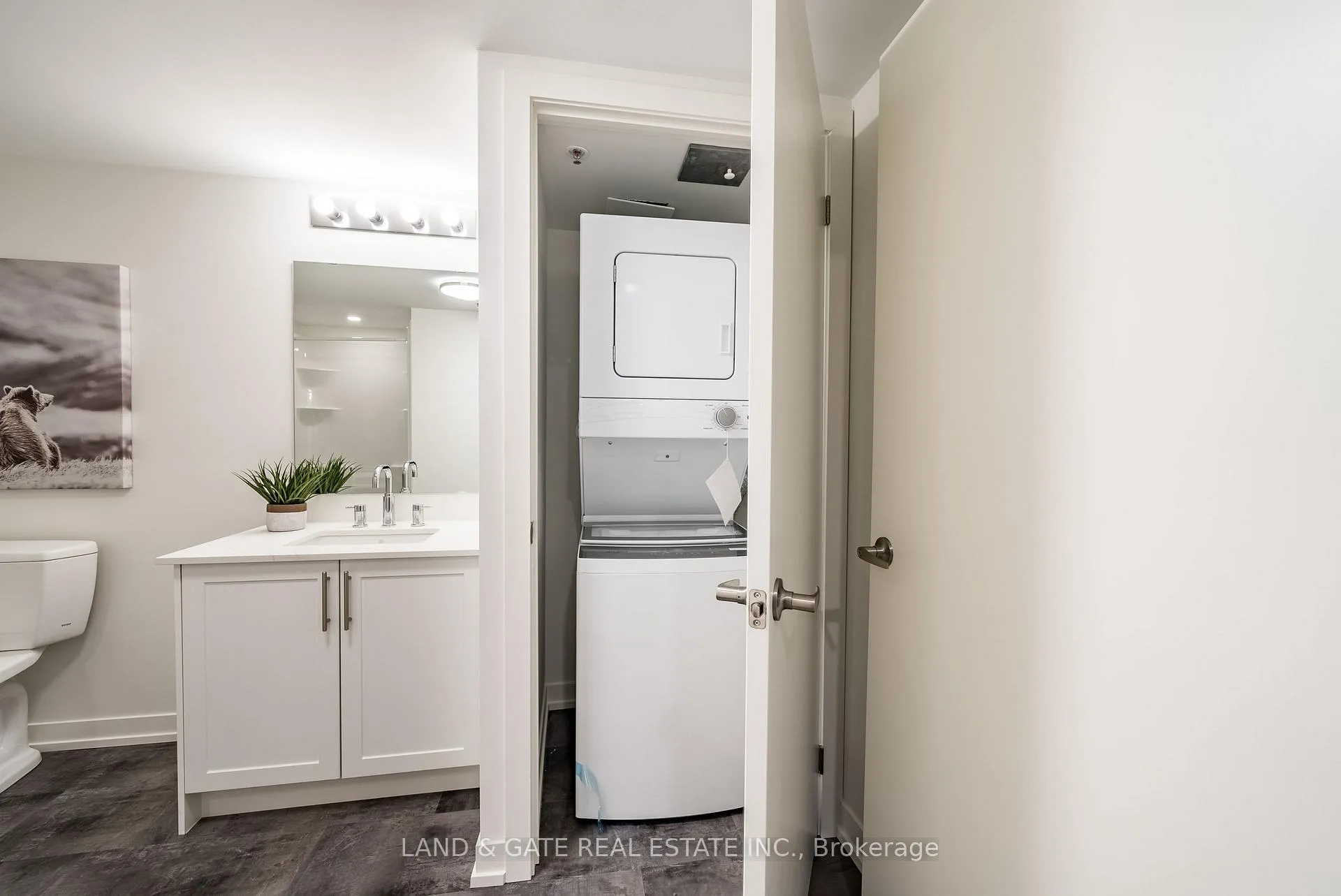 Photo 19 of Unit 509, 976 Simcoe Street N, Oshawa, Centennial — HOMEH