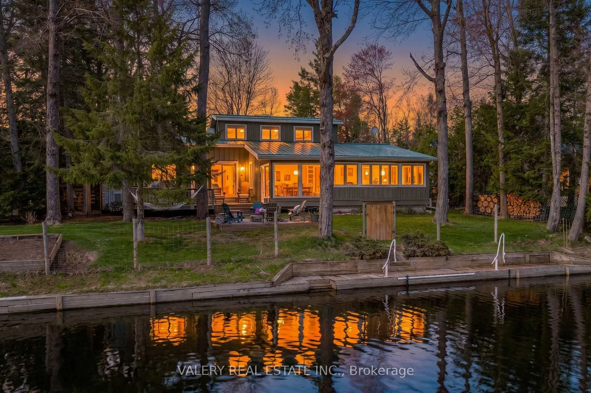 Front of 355 Southam Dr