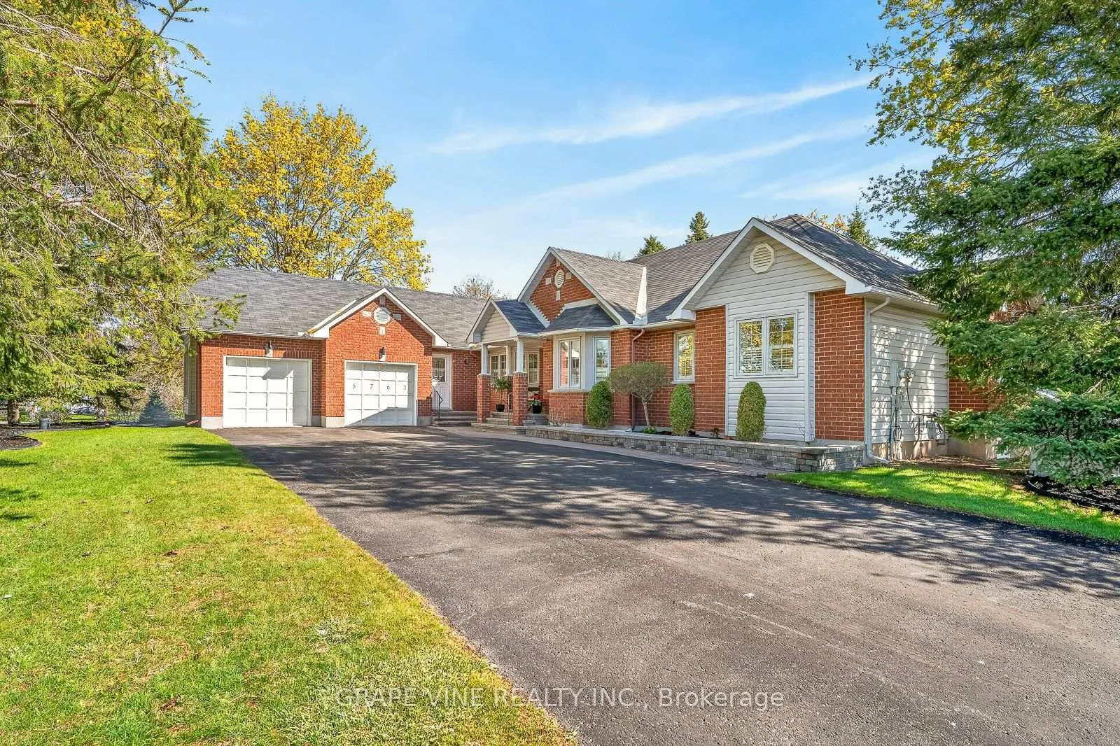Photo 2 of 5763 Gowan Gate, Ottawa, Osgoode — HOMEH
