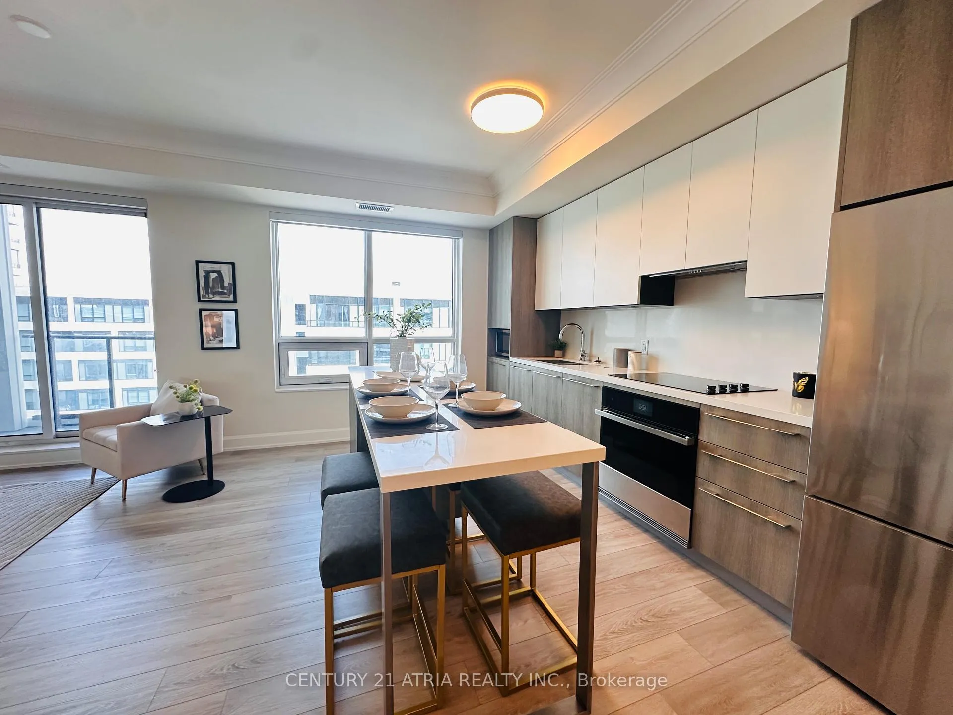 Photo 3 of Unit 1008, 18 Water Walk Drive, Markham, Unionville — HOMEH