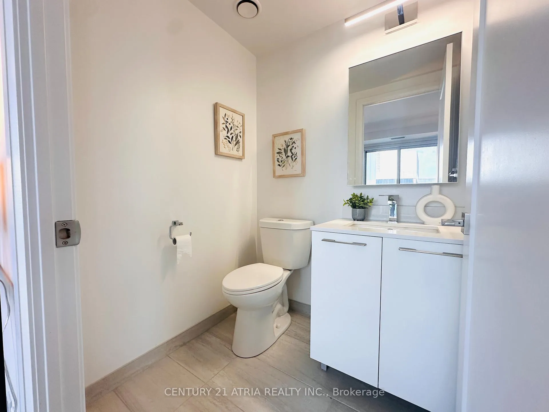 Photo 12 of Unit 1008, 18 Water Walk Drive, Markham, Unionville — HOMEH