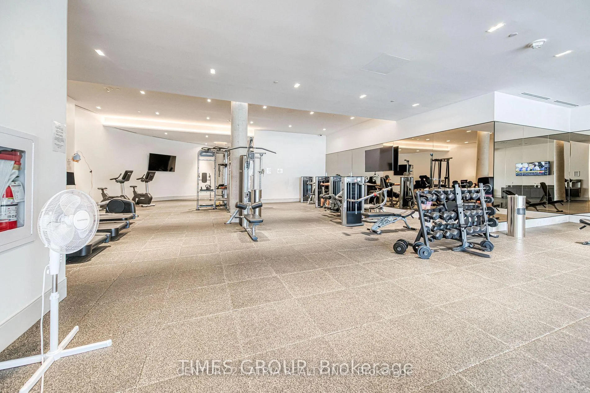 Photo 23 of Unit 1008, 18 Water Walk Drive, Markham, Unionville — HOMEH