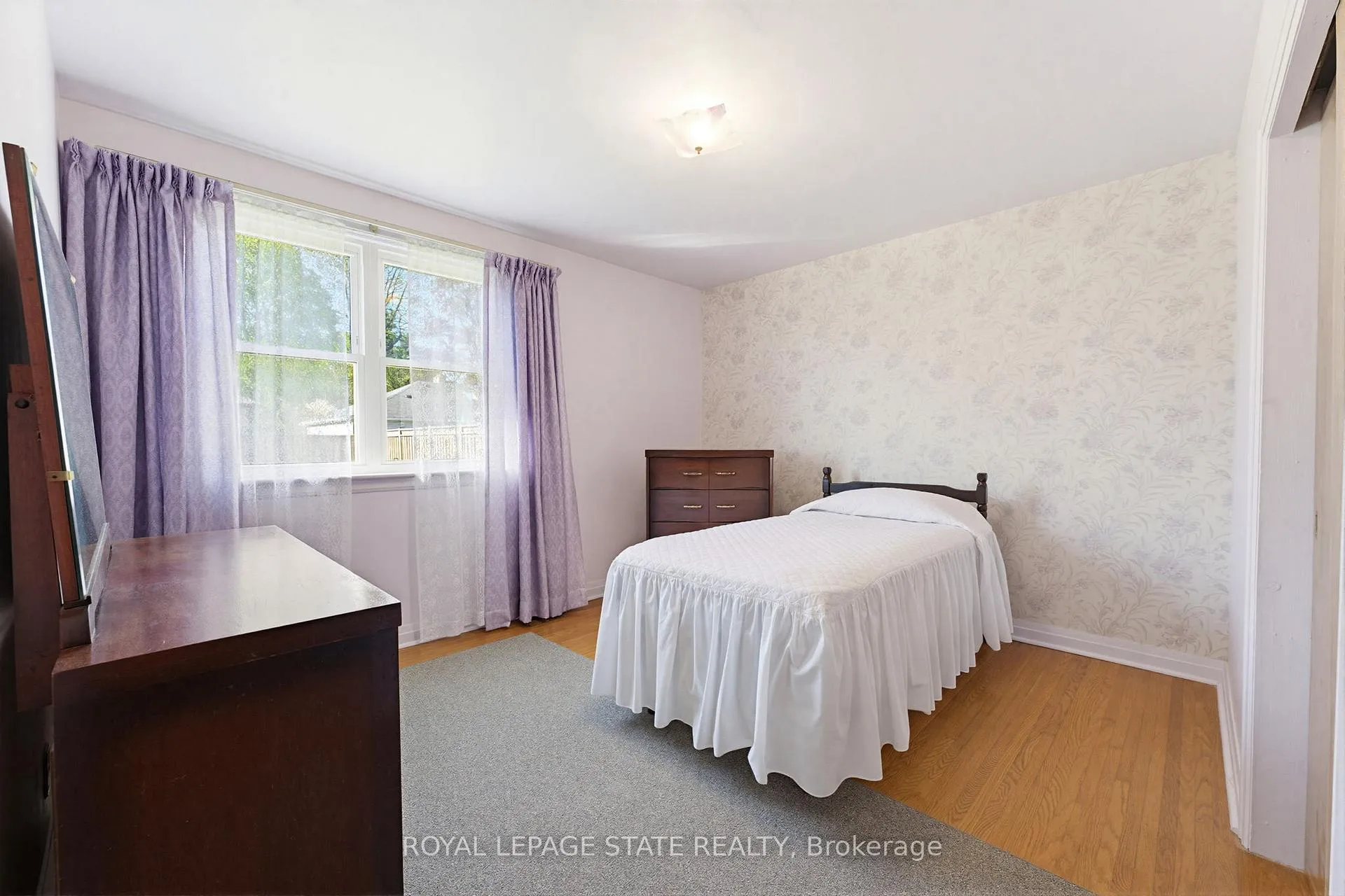 Photo 29 of 10 Oakley Court, Hamilton, Ancaster — HOMEH