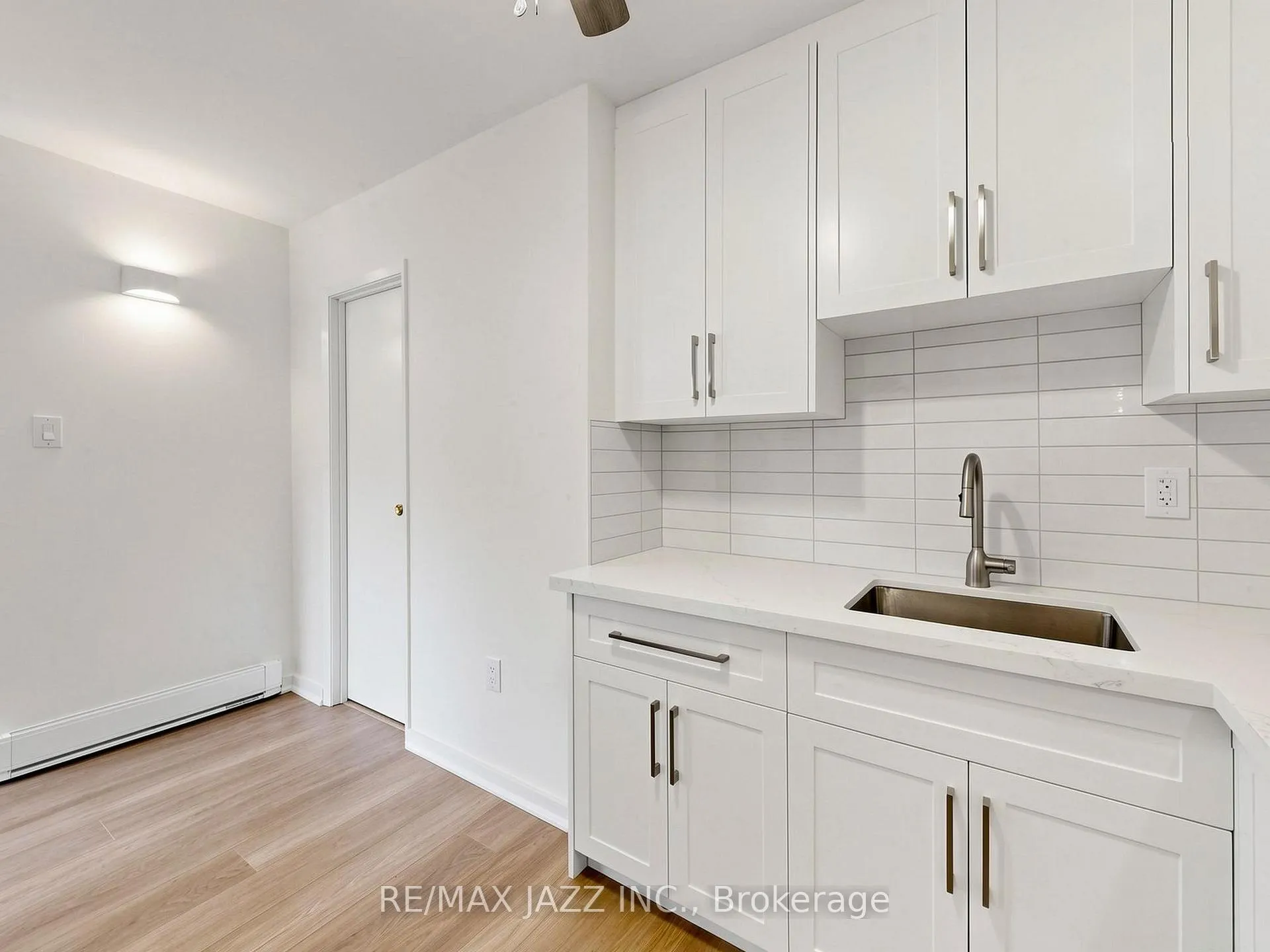 Photo 19 of Unit A, 6258 Main Street, Whitchurch-Stouffville, Stouffville — HOMEH