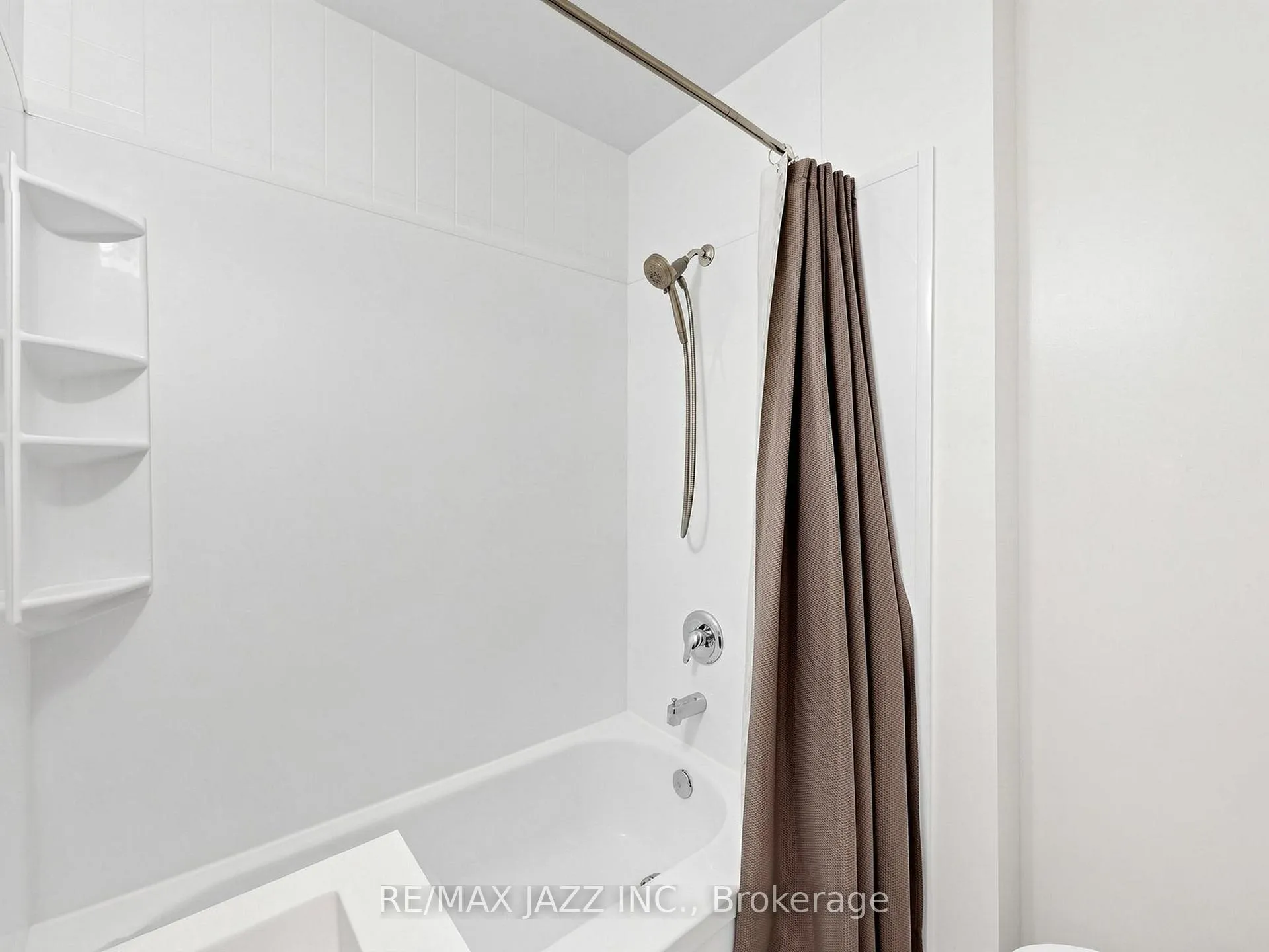 Photo 25 of Unit A, 6258 Main Street, Whitchurch-Stouffville, Stouffville — HOMEH
