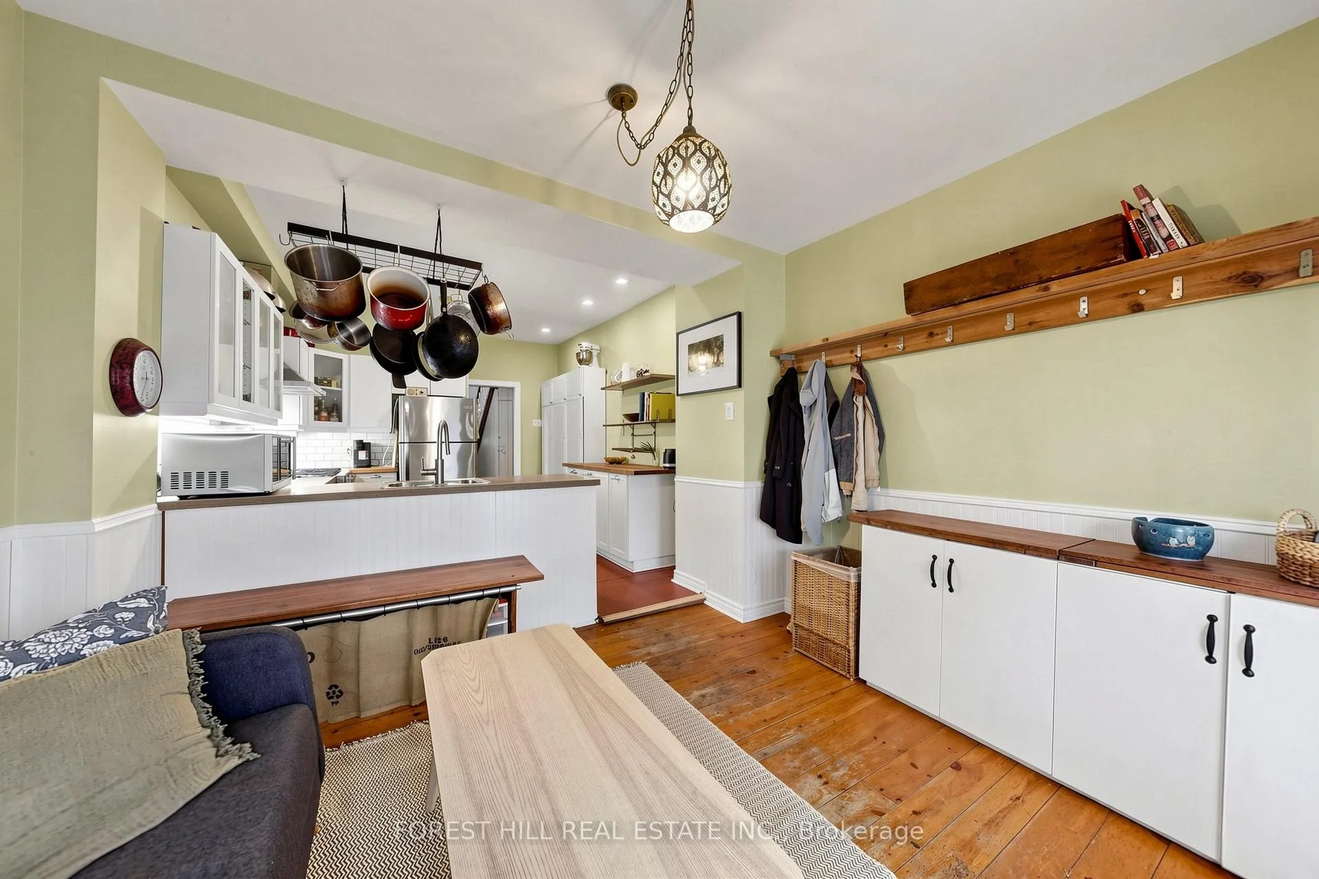 Photo 13 of 58 Nassau Street, Toronto, Kensington-Chinatown — HOMEH