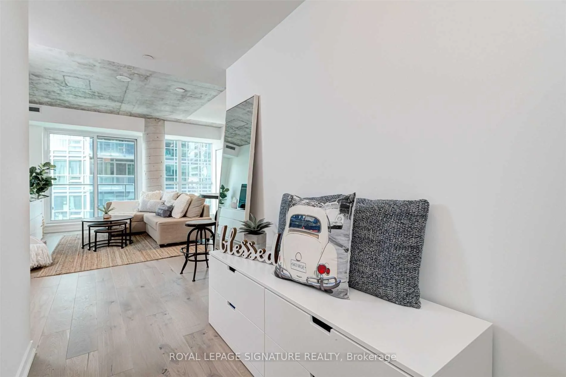 Photo 2 of Unit 1010, 69 Lynn Williams Street, Toronto, Niagara — HOMEH